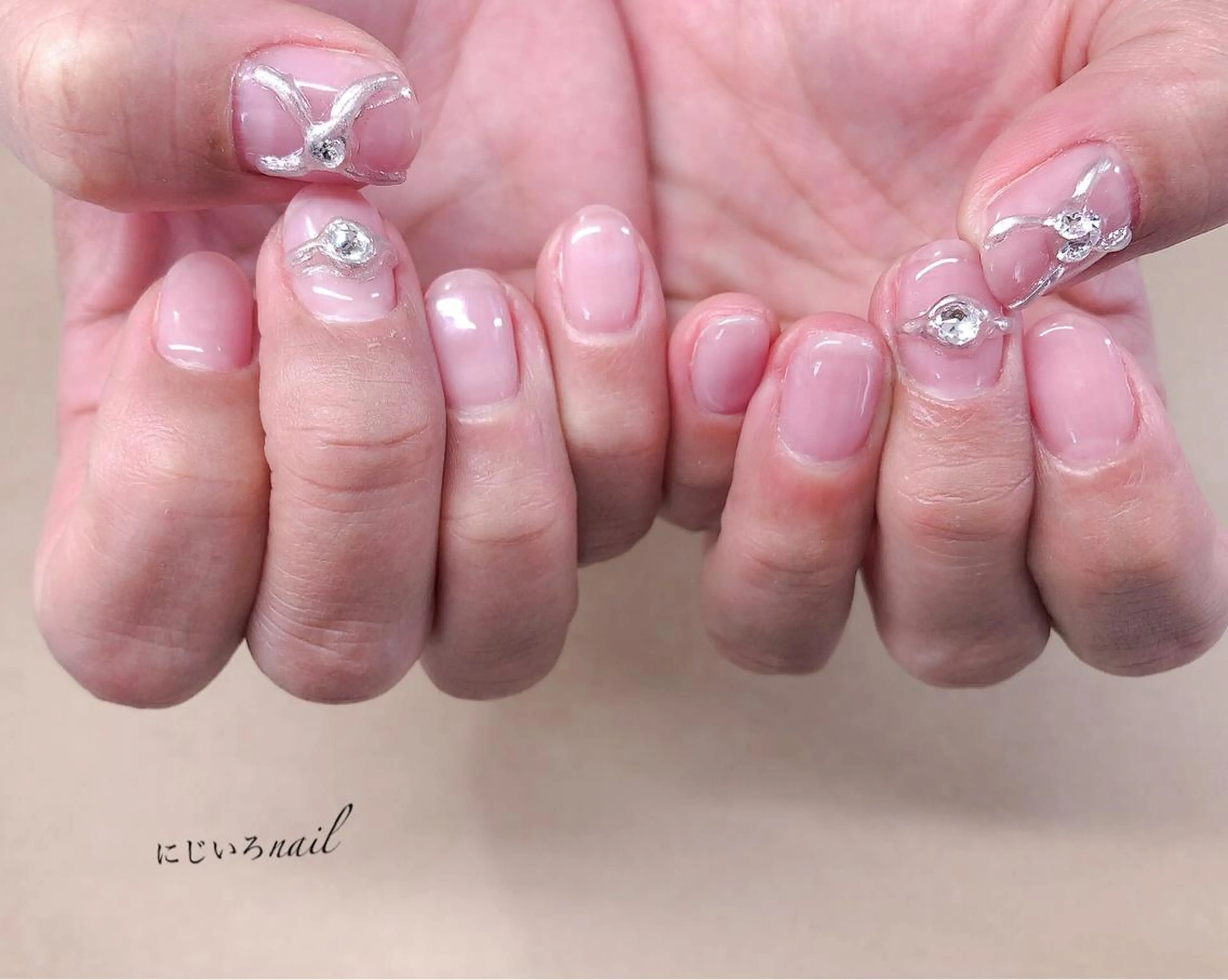 ネイル にじいろ nailのネイルデザイン