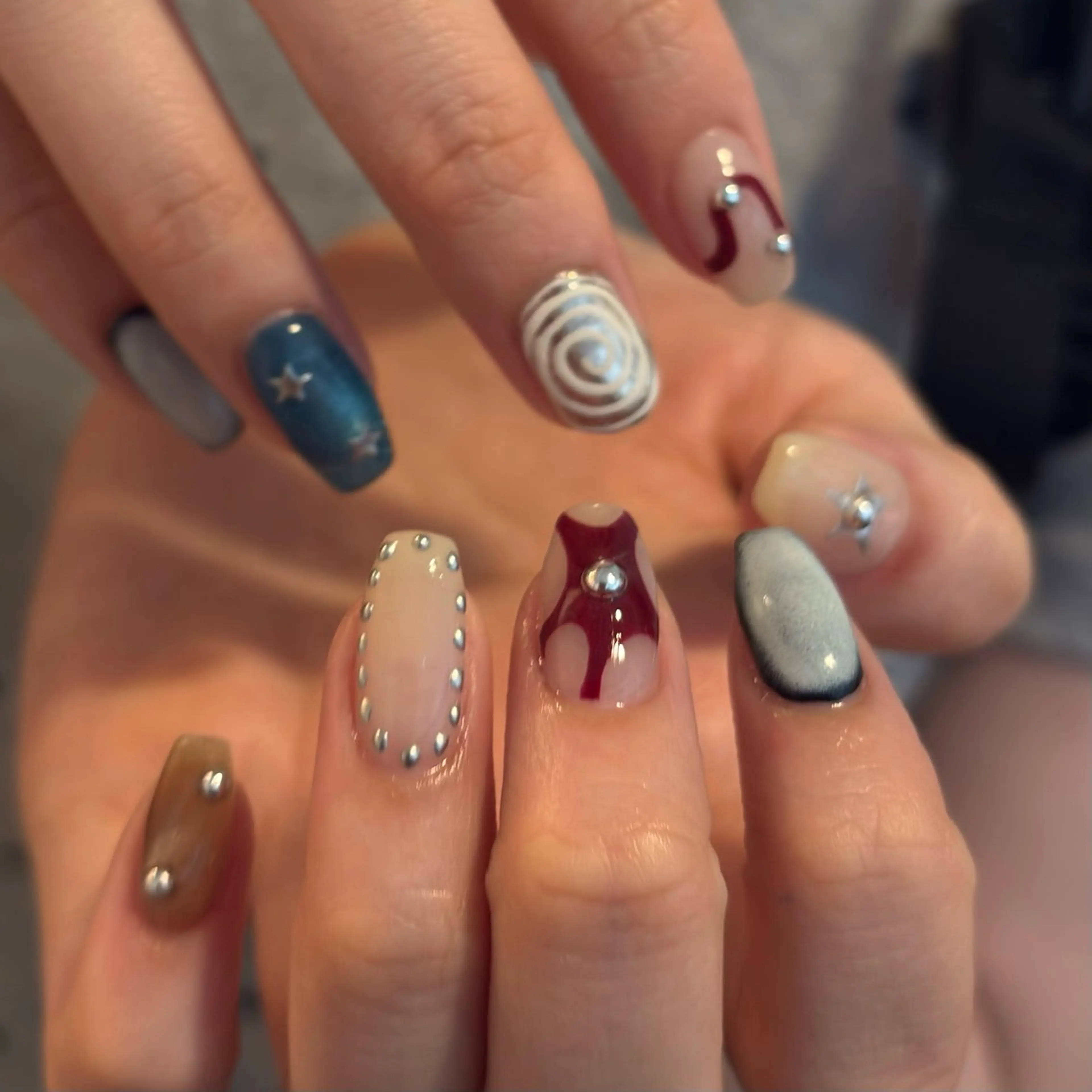 ネイル ハンドネイル フットネイル yuri / 個性派nailのネイルデザイン