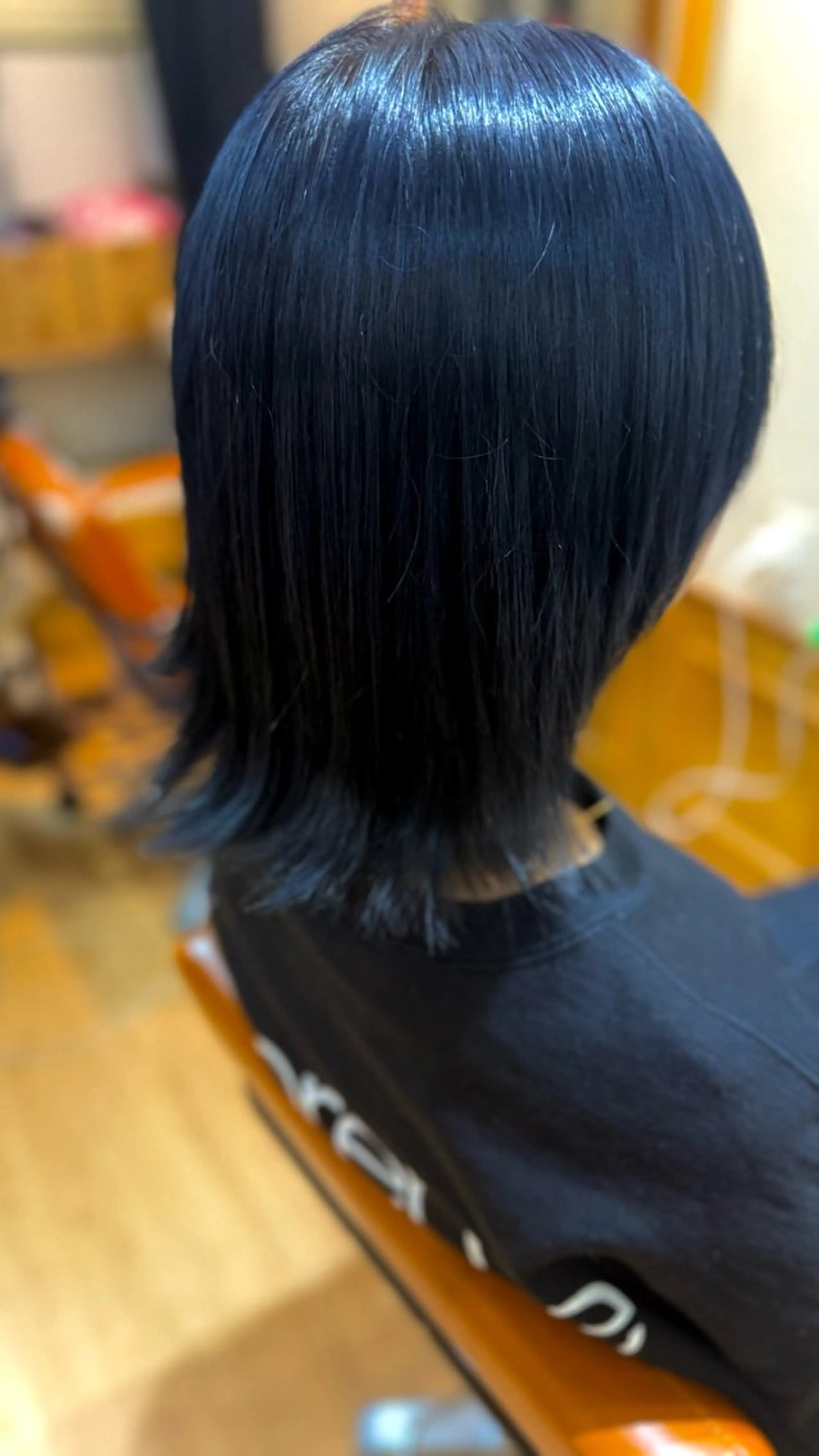 カラー 黒髪 ブルーカラー ブルーブラック ヘアカラー TOUMA Aroma hairのヘアスタイル