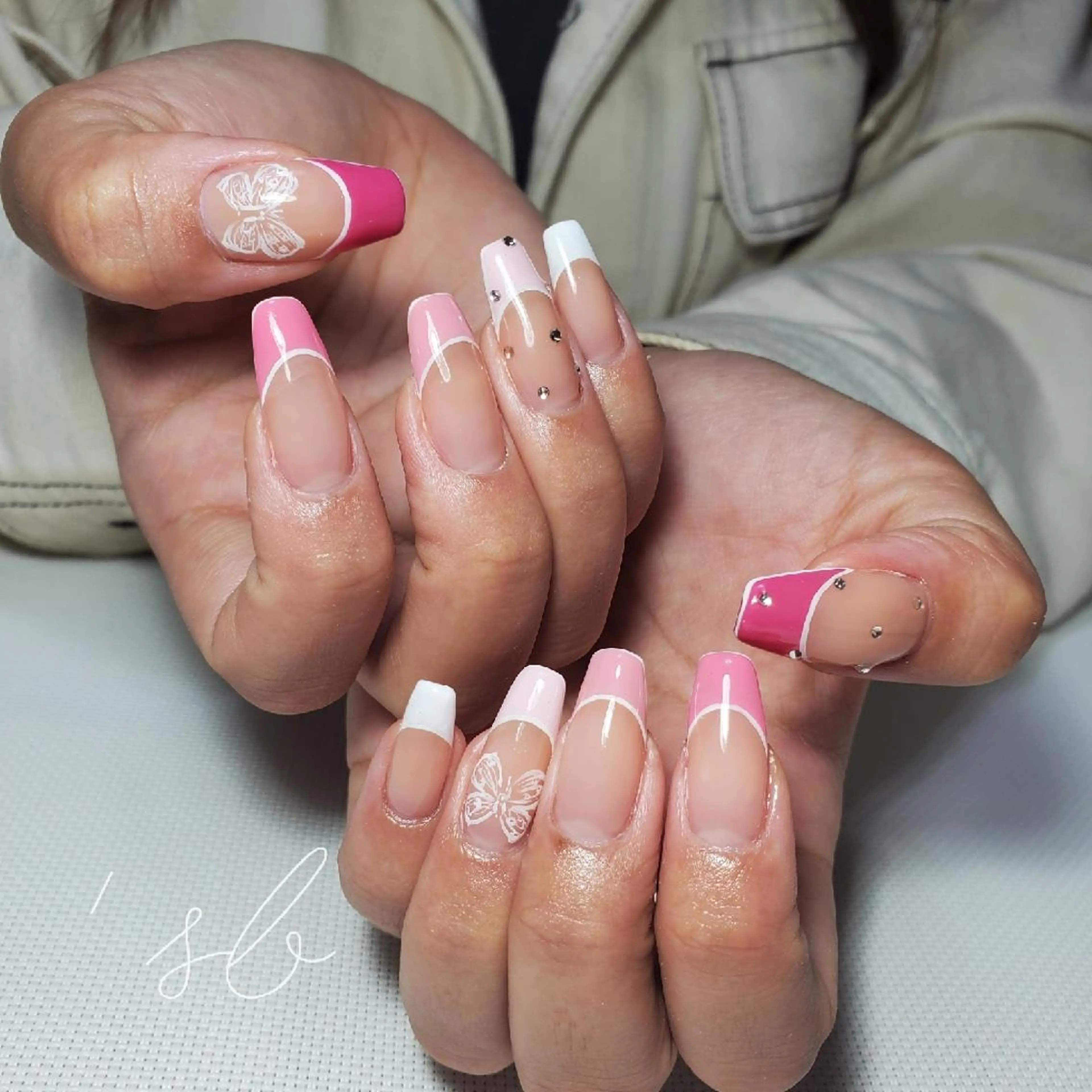 ネイル ハンドネイル nailroom‪ sb‪‪𓈒𓂂𓏸のネイルデザイン