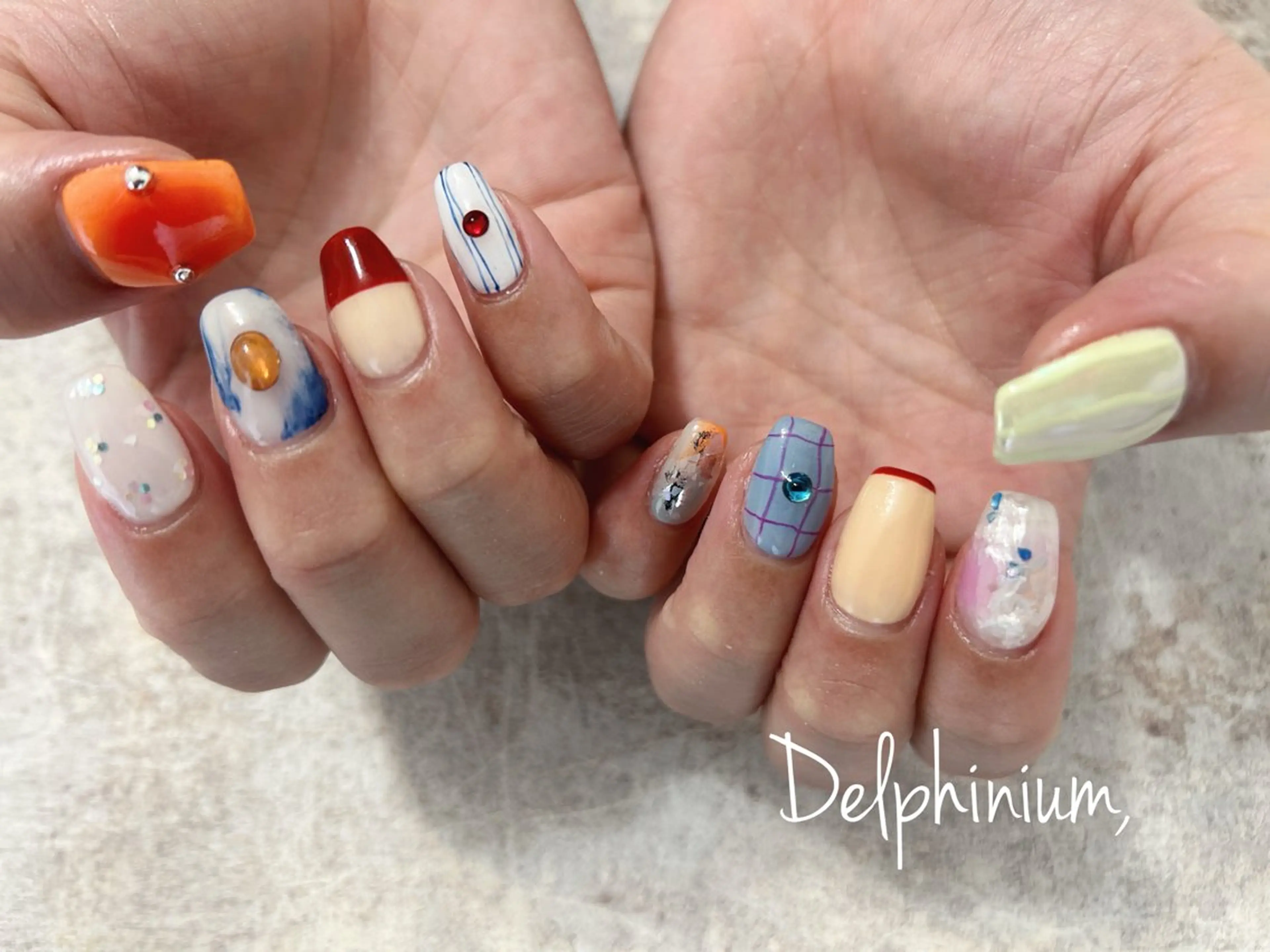 ネイル アートネイル ジェルネイル 韓国ネイル ミラーネイル 持ち込み ハンドネイル 岡本 友恵のネイルデザイン