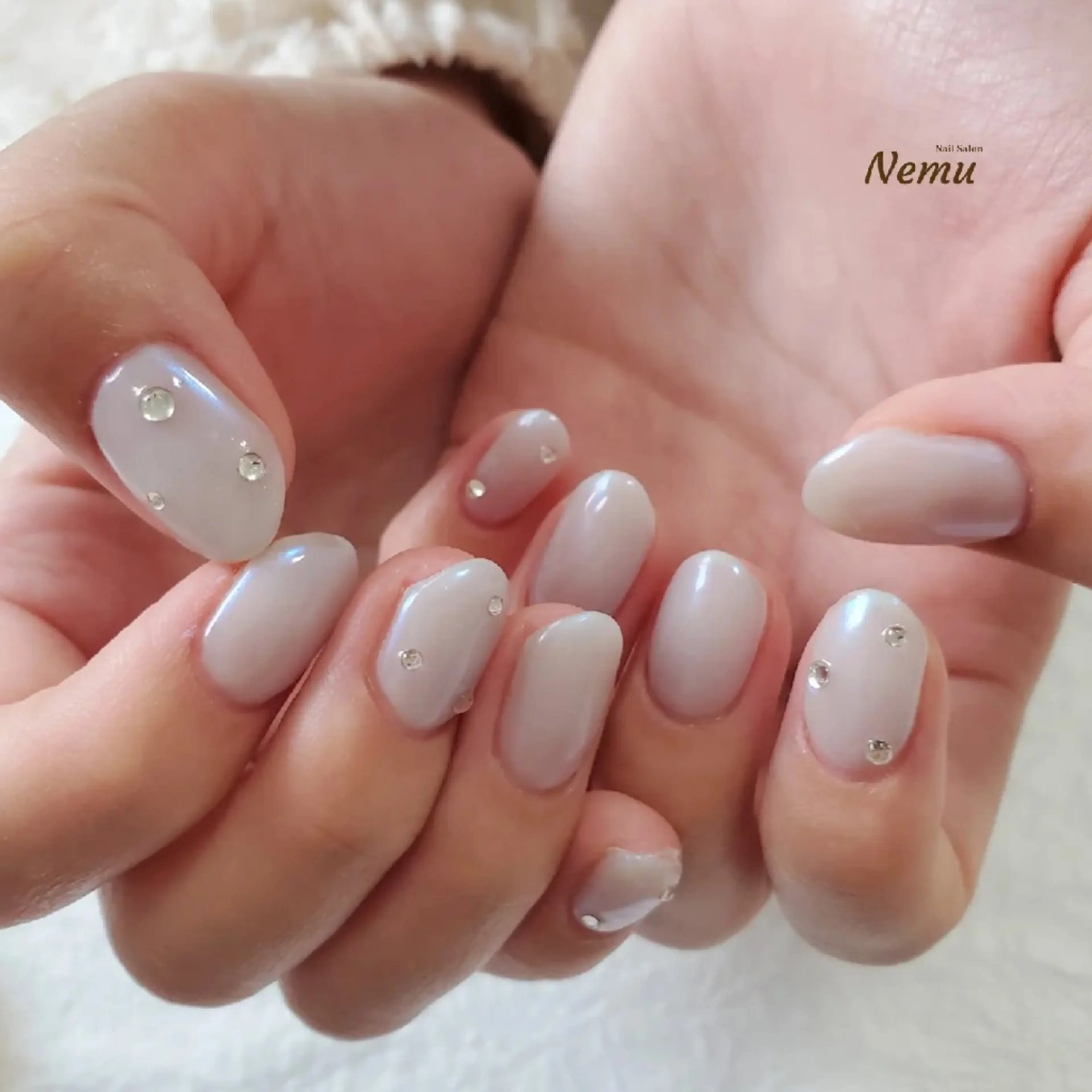 ネイル 持ち込み シンプルネイル YASUNAGA HIROMIのネイルデザイン