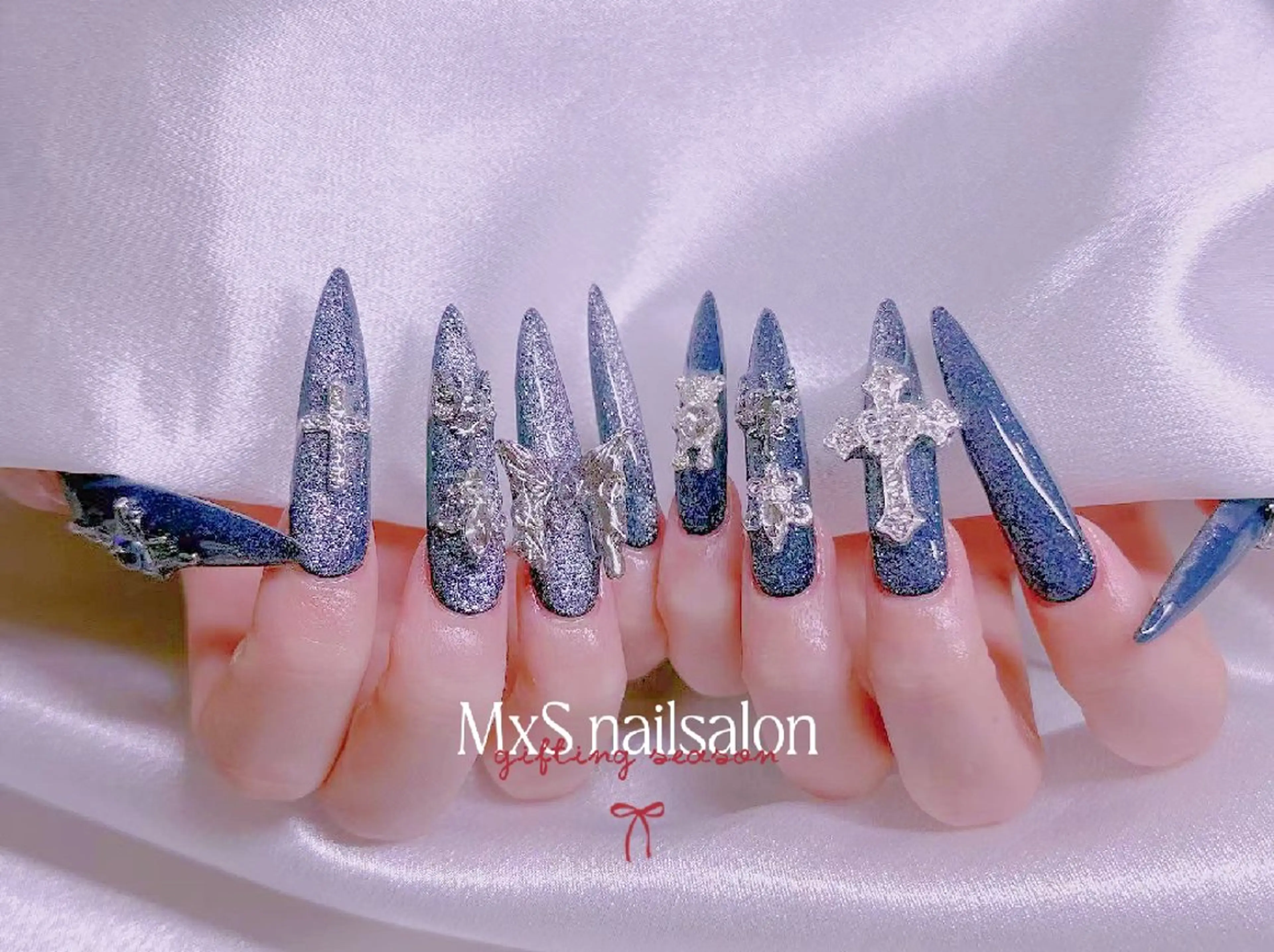 ネイル ジェルネイル 韓国ネイル マグネットネイル パラジェル バレンタイン ハンドネイル MxS Nail(長さだし/フィルイン/マグネット/韓国ネイル/ワンホンネイル/ワンカラー)所属・MxS リィリィのネイルデザイン