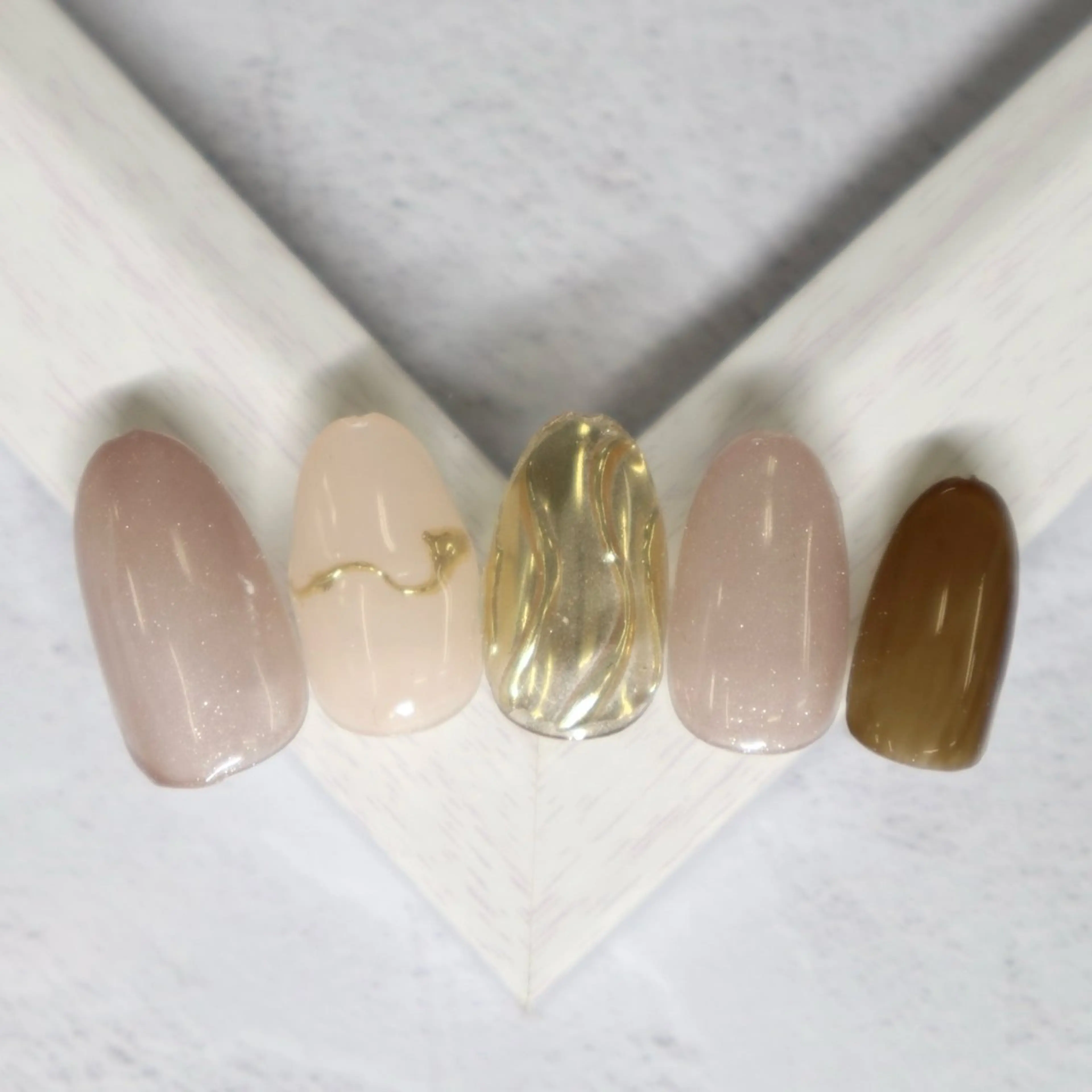 ネイル L‘ねいる 江坂店 エルネイルエサカテンのネイルデザイン