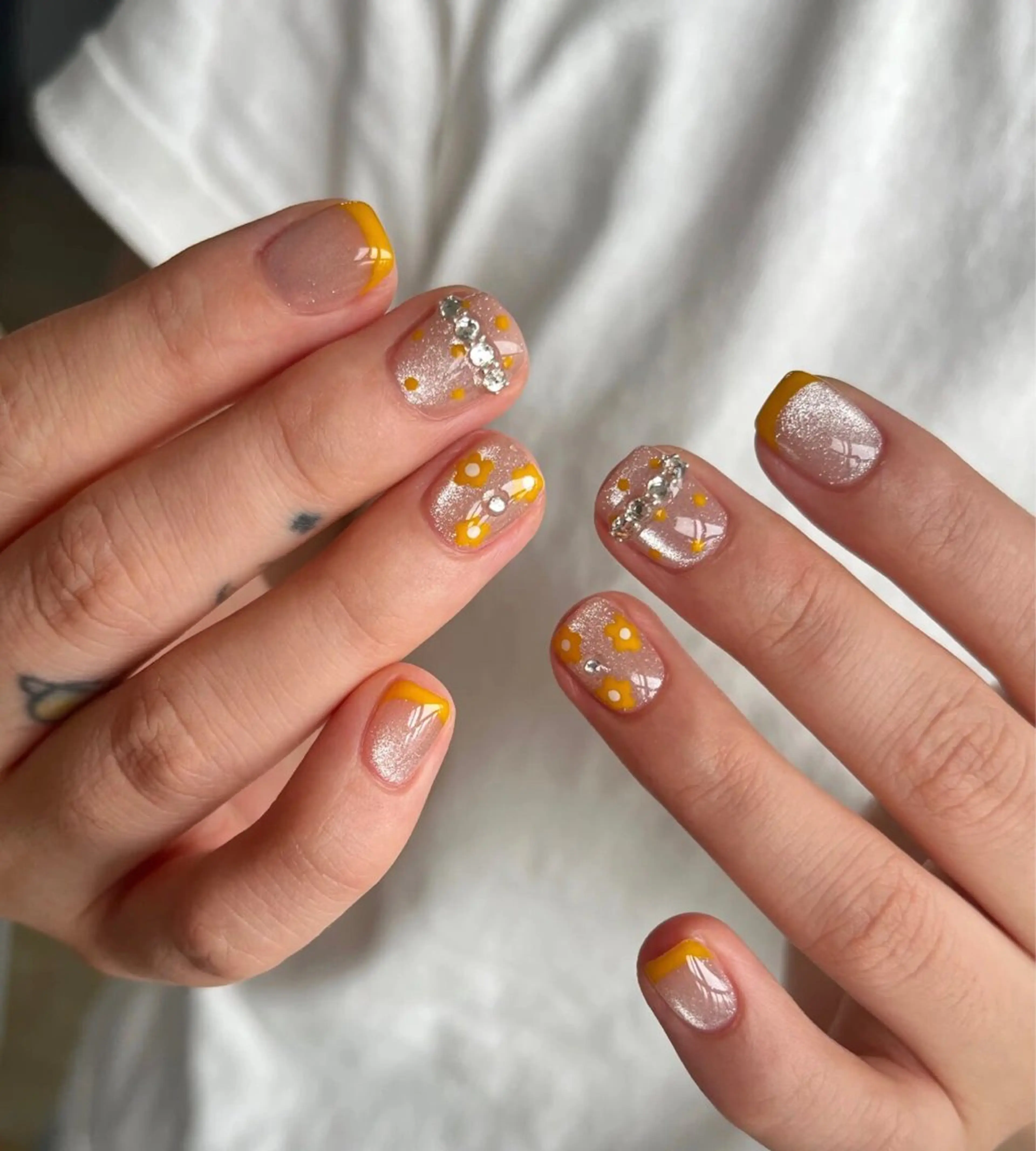 ネイル アートネイル フレンチネイル マグネットネイル 持ち込み ハンドネイル enju0422所属・谷口 雪のネイルデザイン