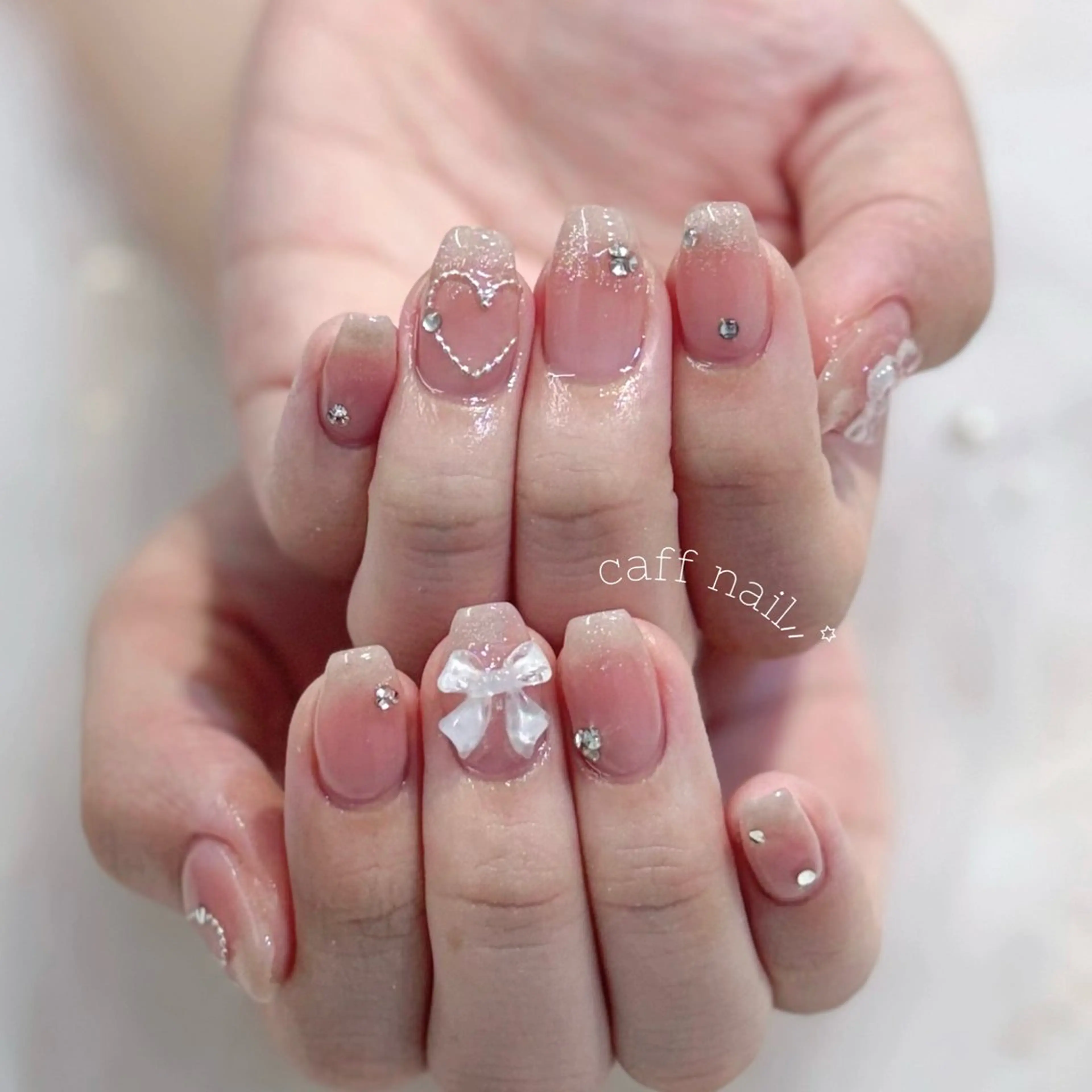 ネイル ハンドネイル ハンドケア Chizuru ☾ ໋のネイルデザイン