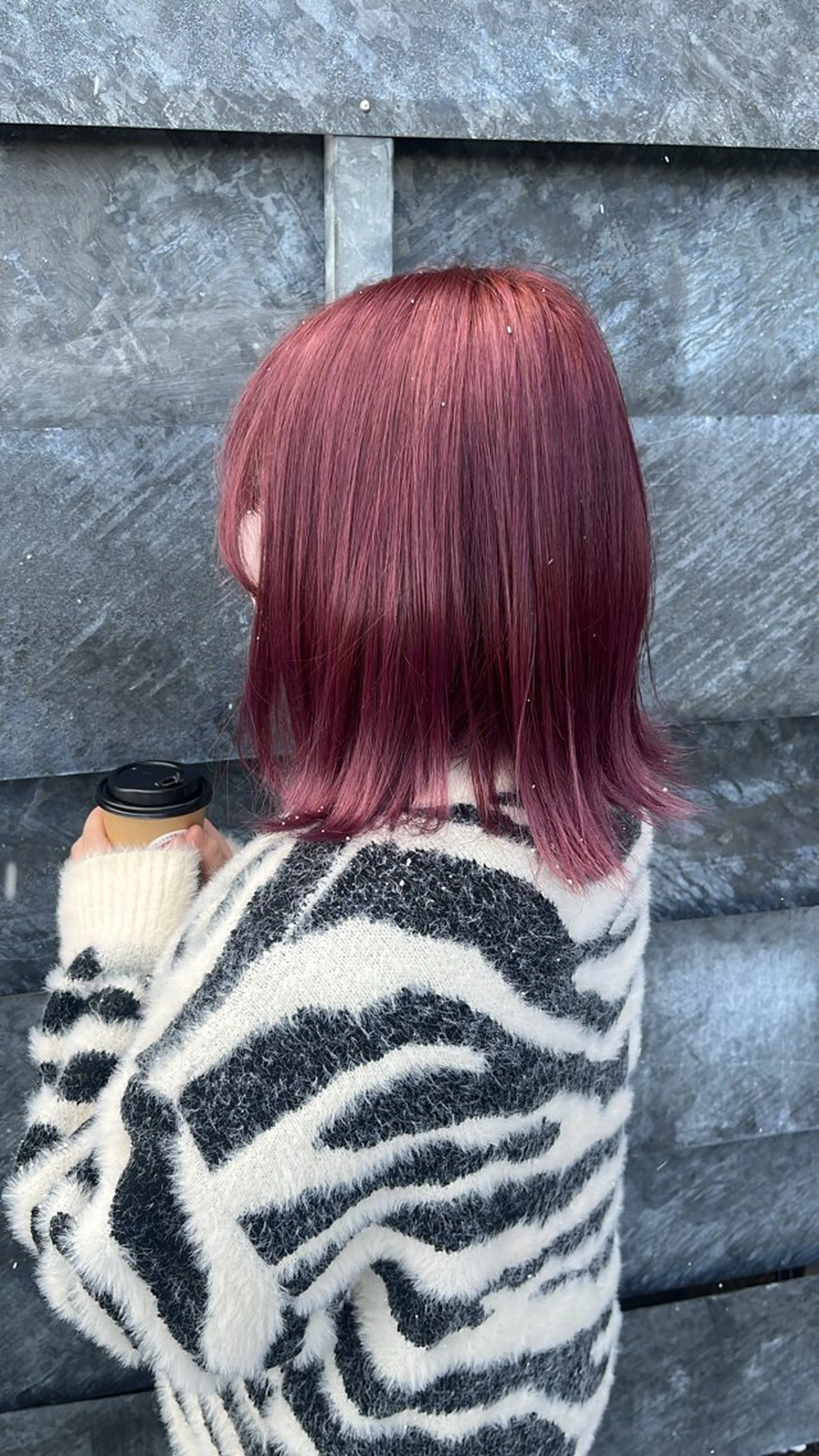 ミディアム 中屋 日和のヘアスタイル