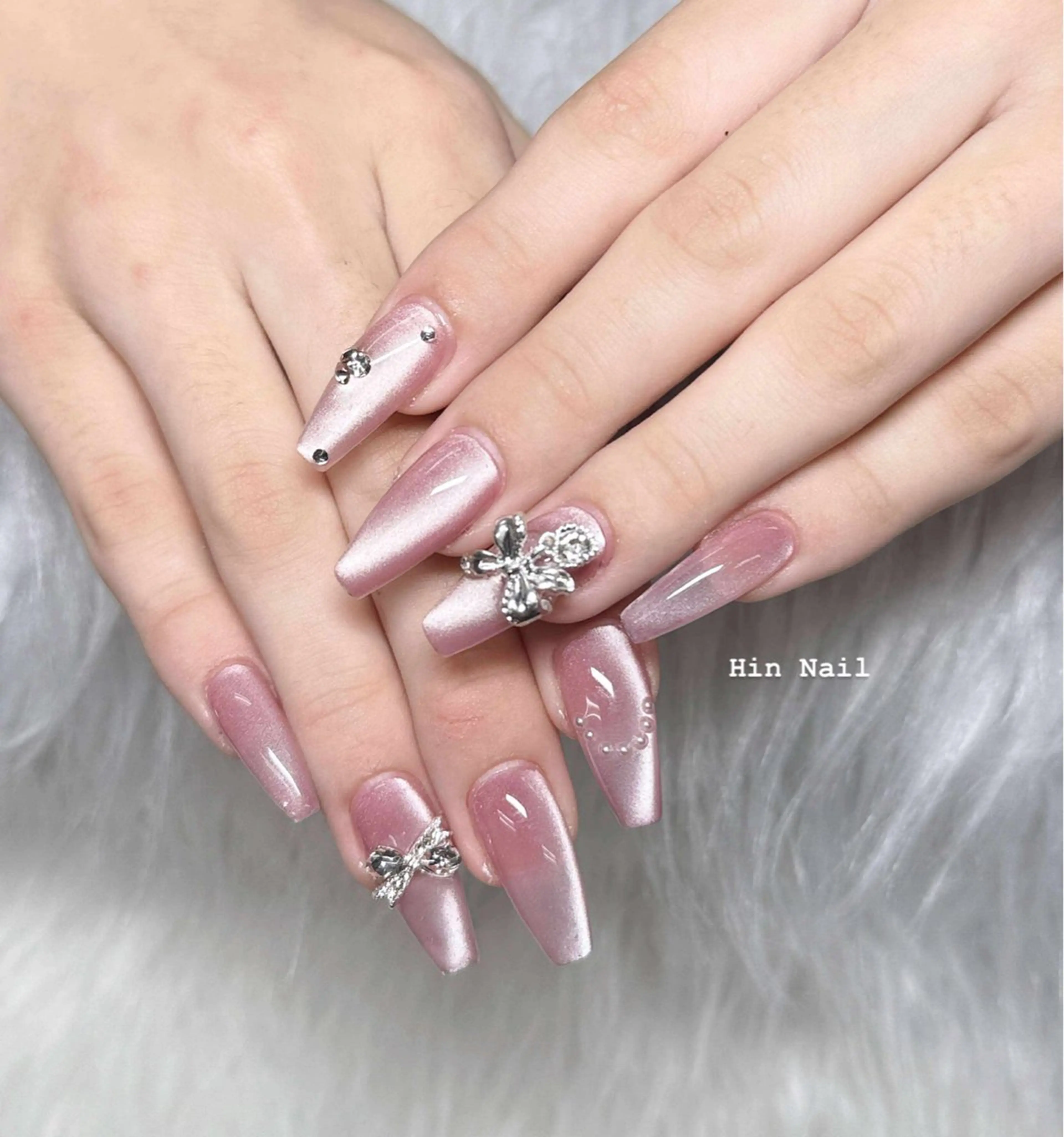 ネイル ハンドネイル HIN NAILのネイルデザイン