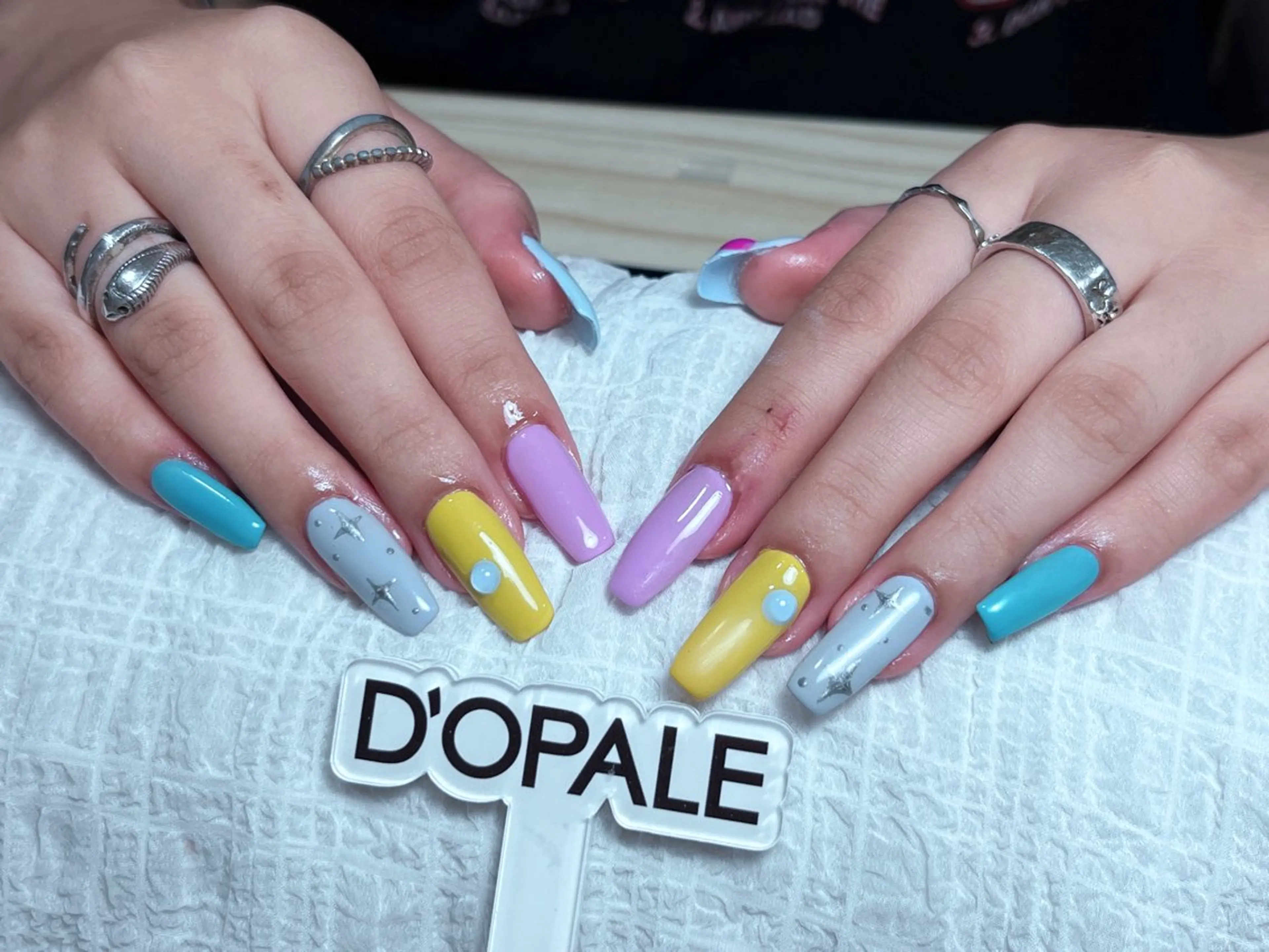 ネイル ハンドネイル 長さ出し専門店 上野店サロンのネイルデザイン