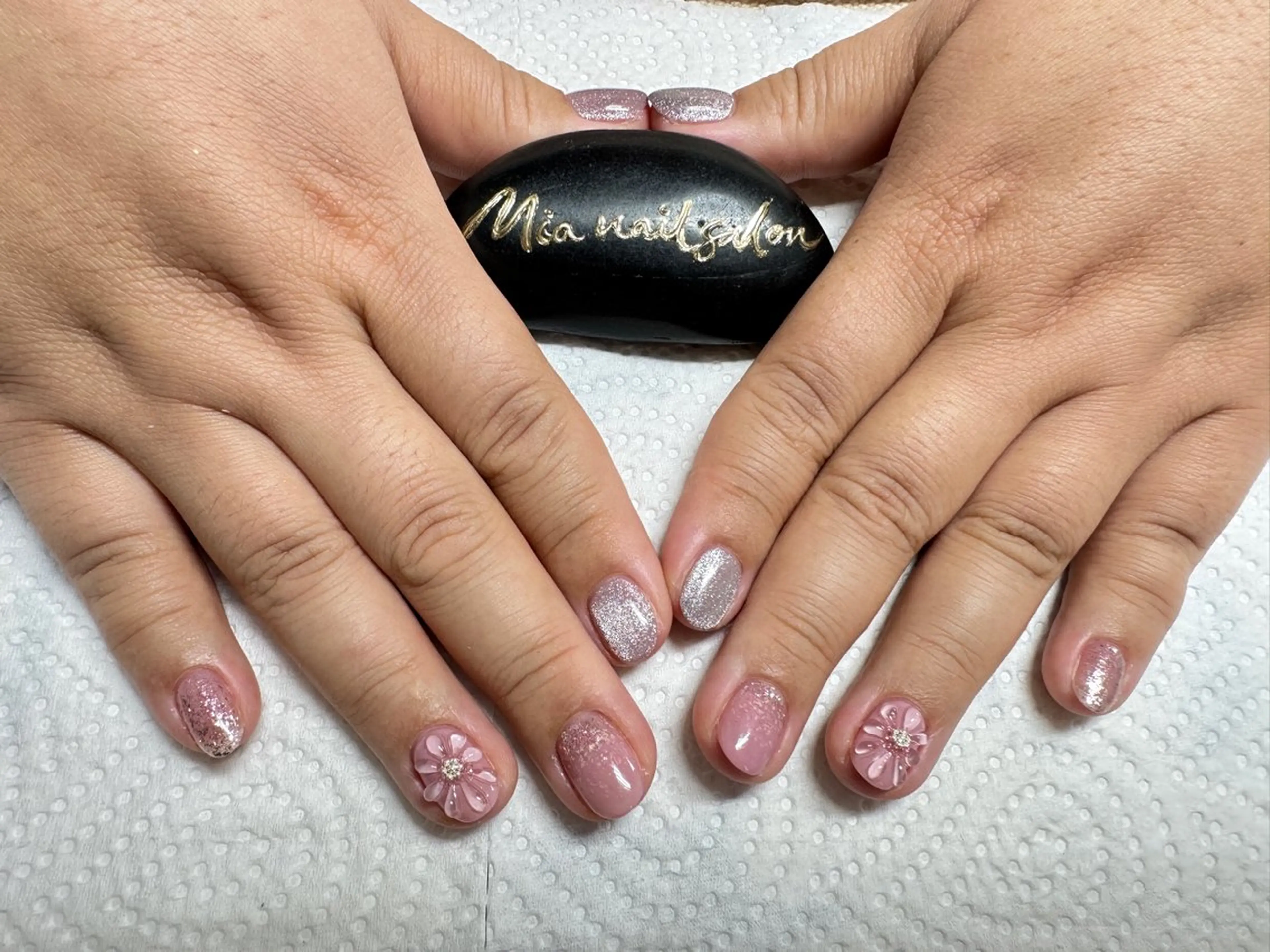 ネイル ハンドネイル Mia 自宅ネイルサロンのネイルデザイン