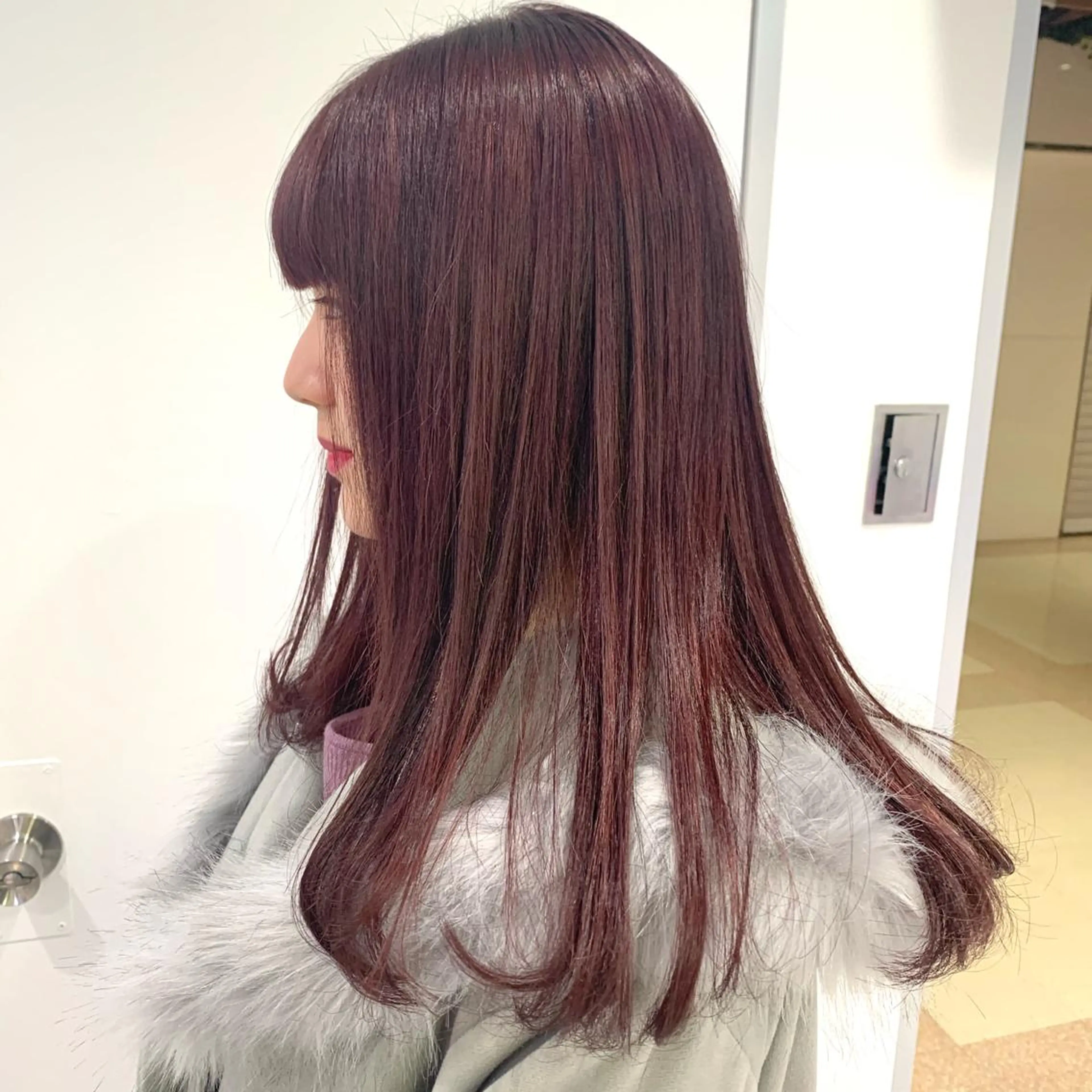 セミロング カラー ヘアアレンジ GO TODAY SHAiRE SALON  原宿verno店所属・完全💗マンツーマン marinのヘアスタイル