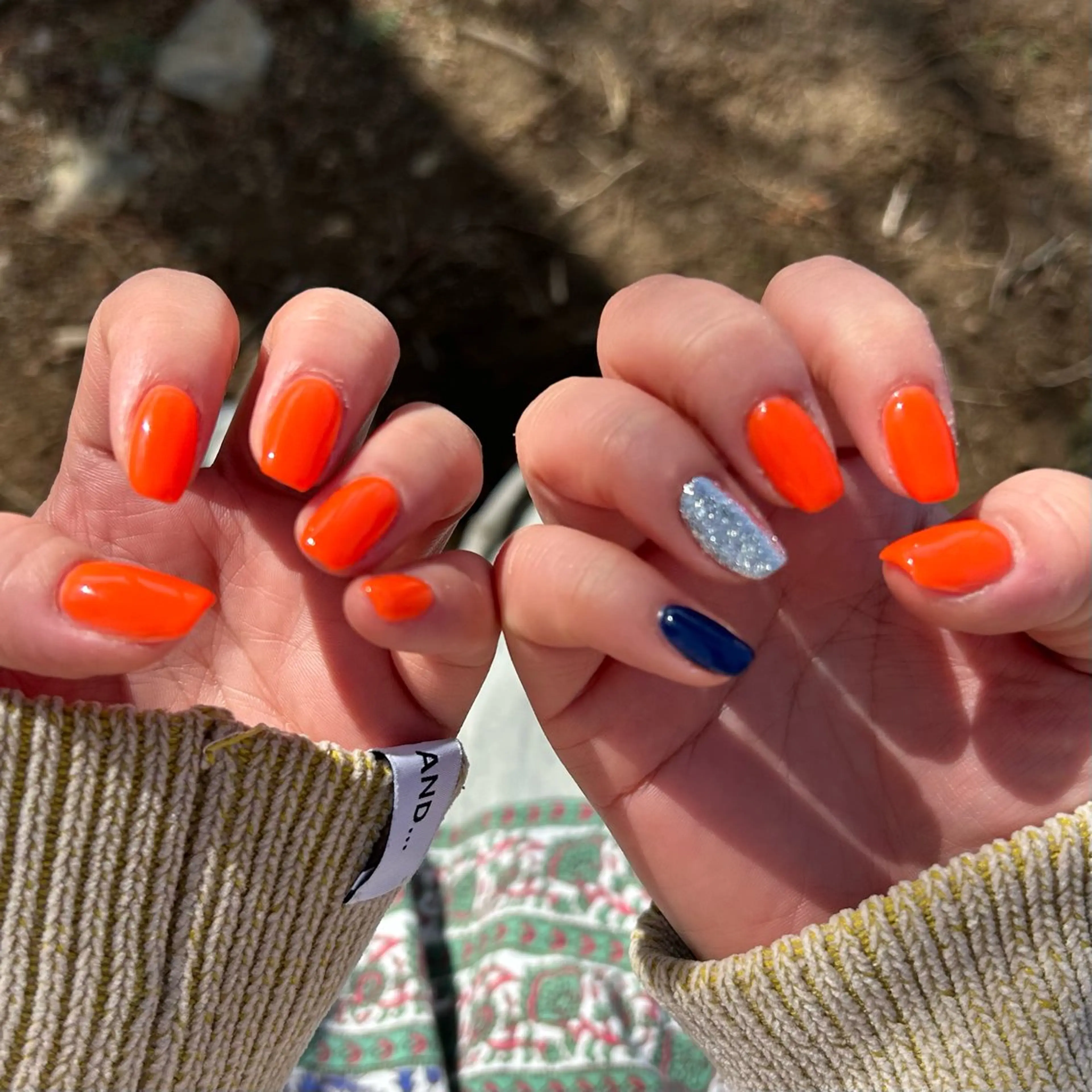 ネイル オレンジ ショコラ 【hachi🌿】のネイルデザイン