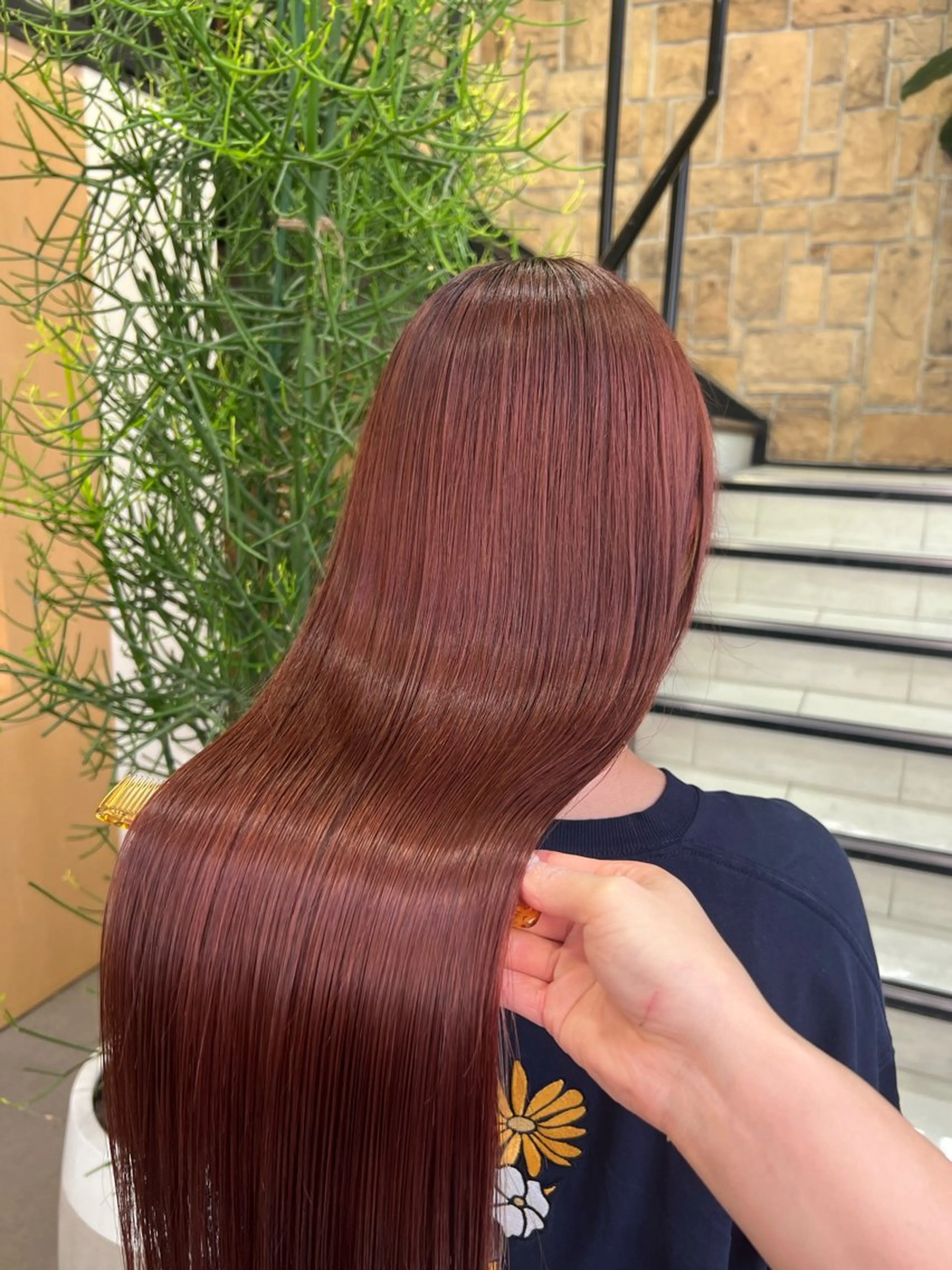 ミディアム 暖色ｶﾗｰ/ﾚｲﾔｰ ｶｯﾄ/Yunaのヘアスタイル