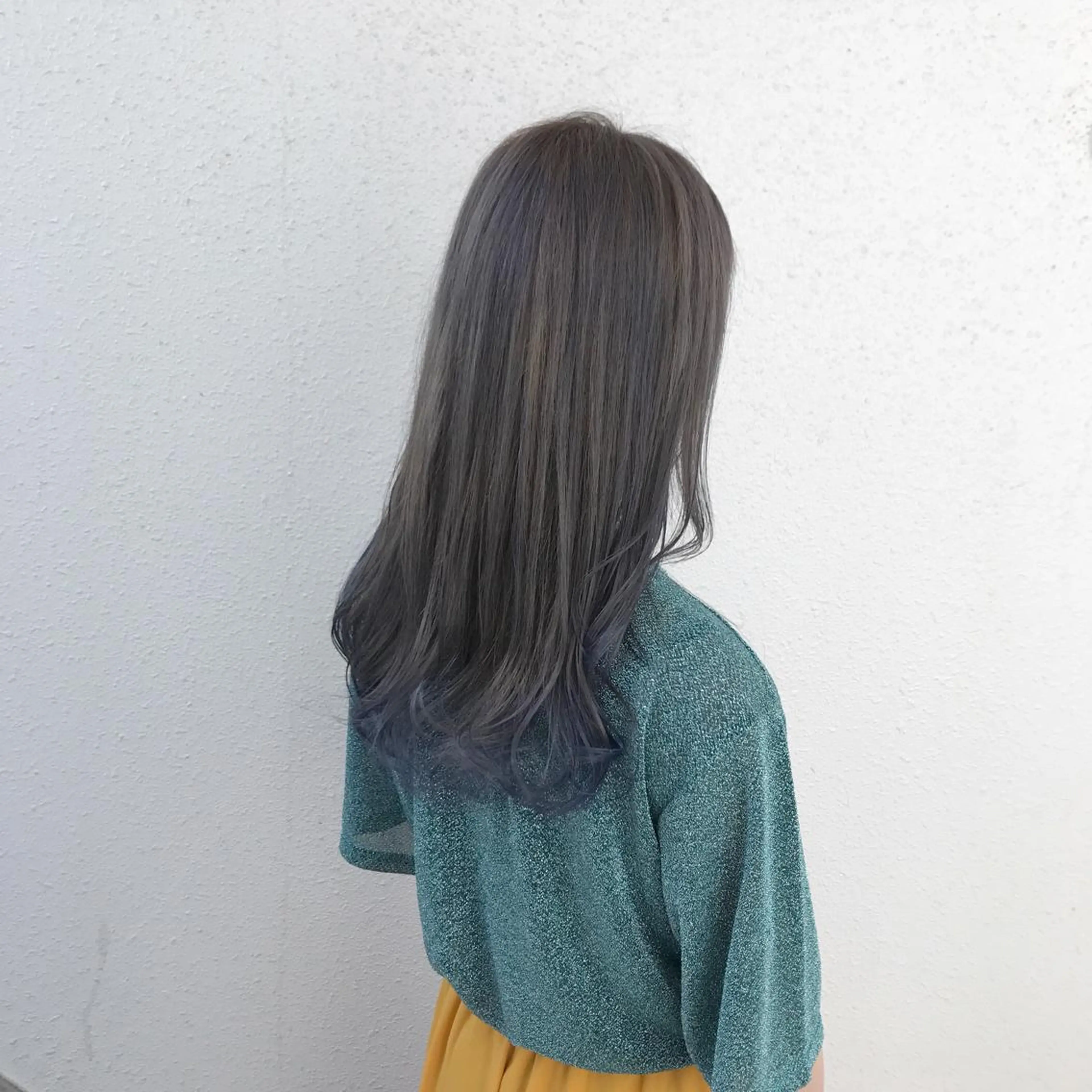 ロング カラー グラデーションカラー インナーカラー/天神 ブリーチ/吉田のヘアスタイル