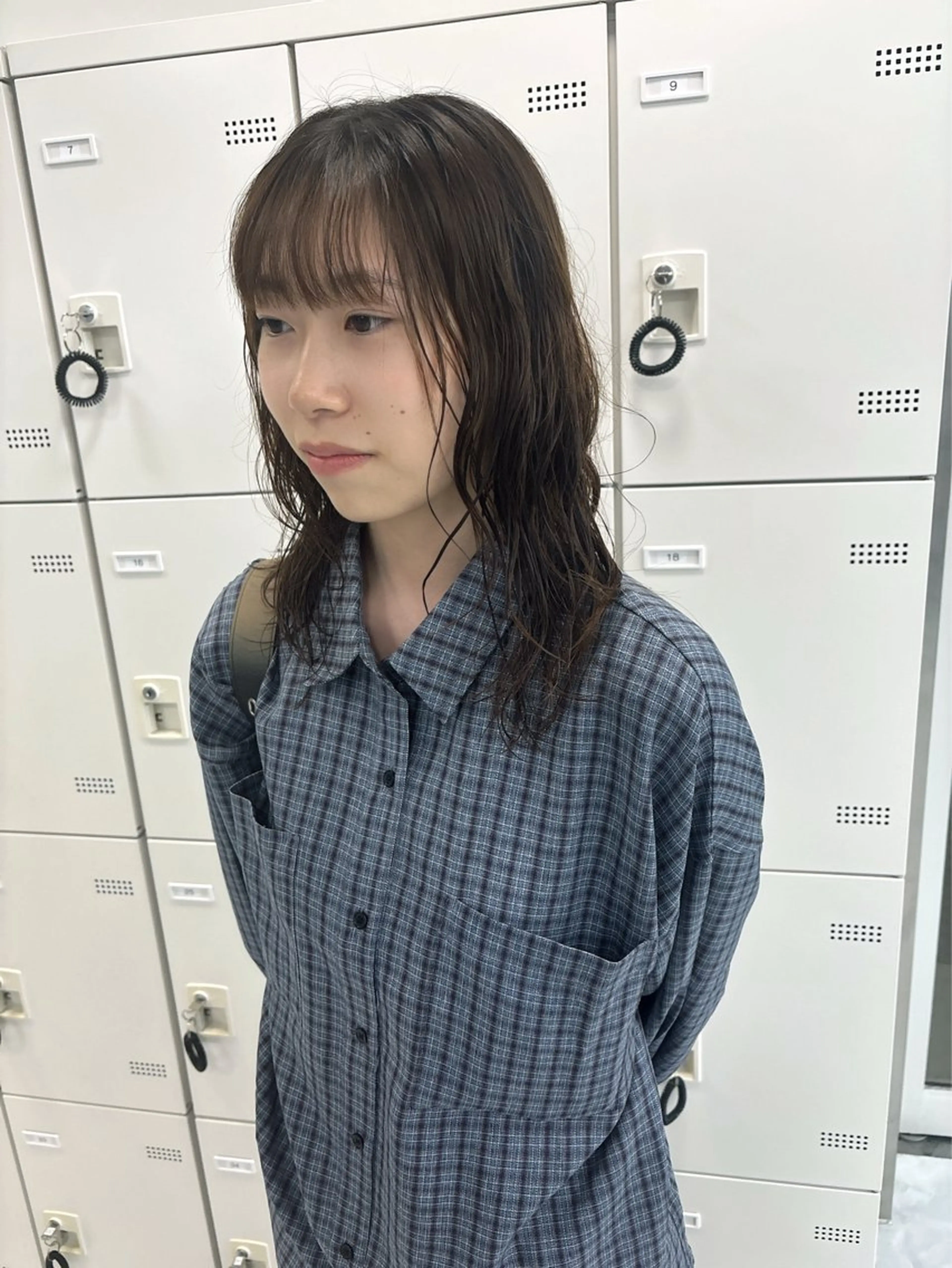 パーマ 韓国ヘア/ブリーチ無 しWカラー/オリーブのヘアスタイル