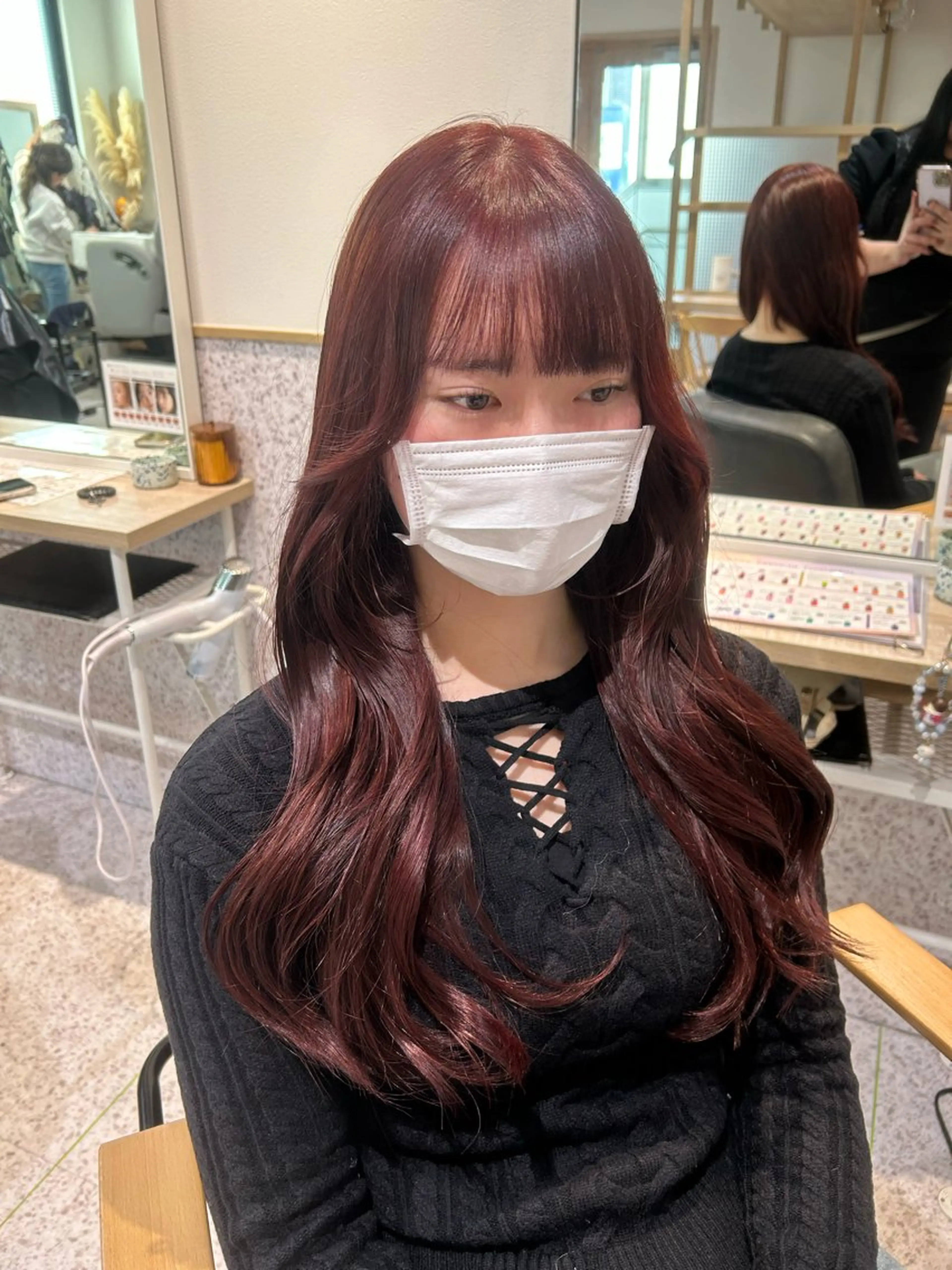 カラー ダブルカラー イヤリングカラー ハイトーンカラー インナーカラー 髪質改善 ヘアカラー ♡ハイトーン★ ネイル/しの♡のヘアスタイル