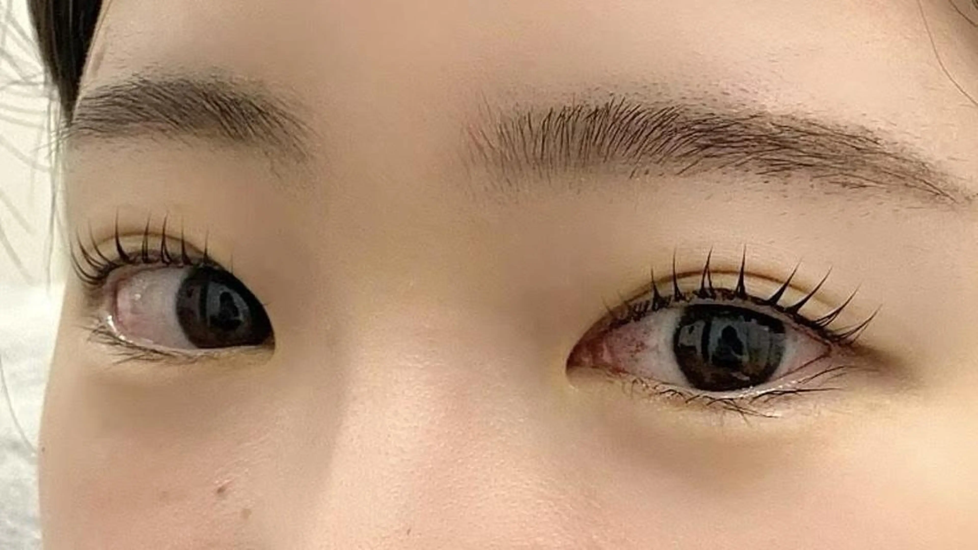 マツエク・マツパ 束感まつ毛 韓国風マツエク パリジェンヌラッシュリフト まつげパーマ 下まつげエクステ DELICAT リサのマツエク・マツパデザイン