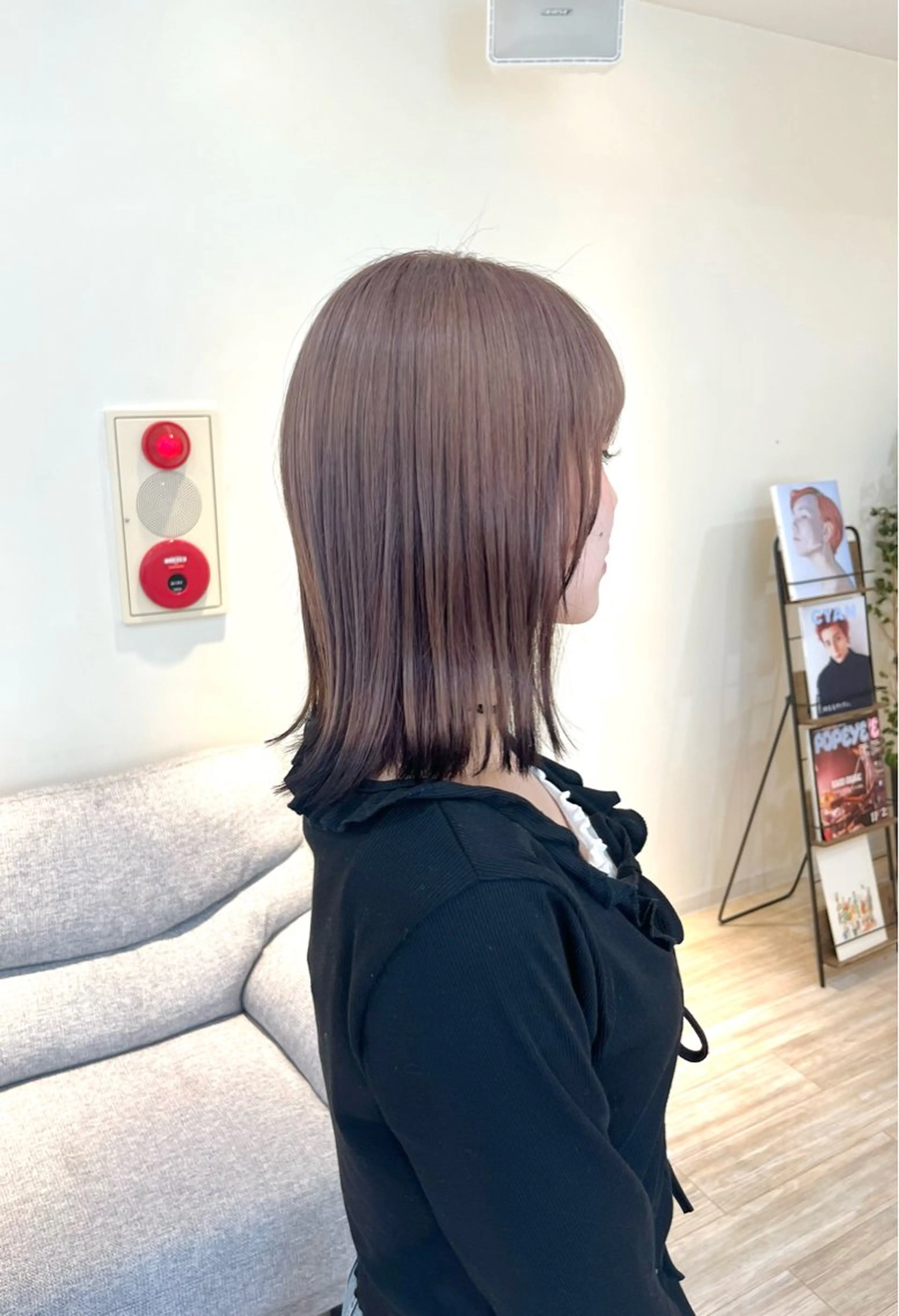 ミディアム カラー つぼみ/パーマ ／レイヤー／ボブのヘアスタイル