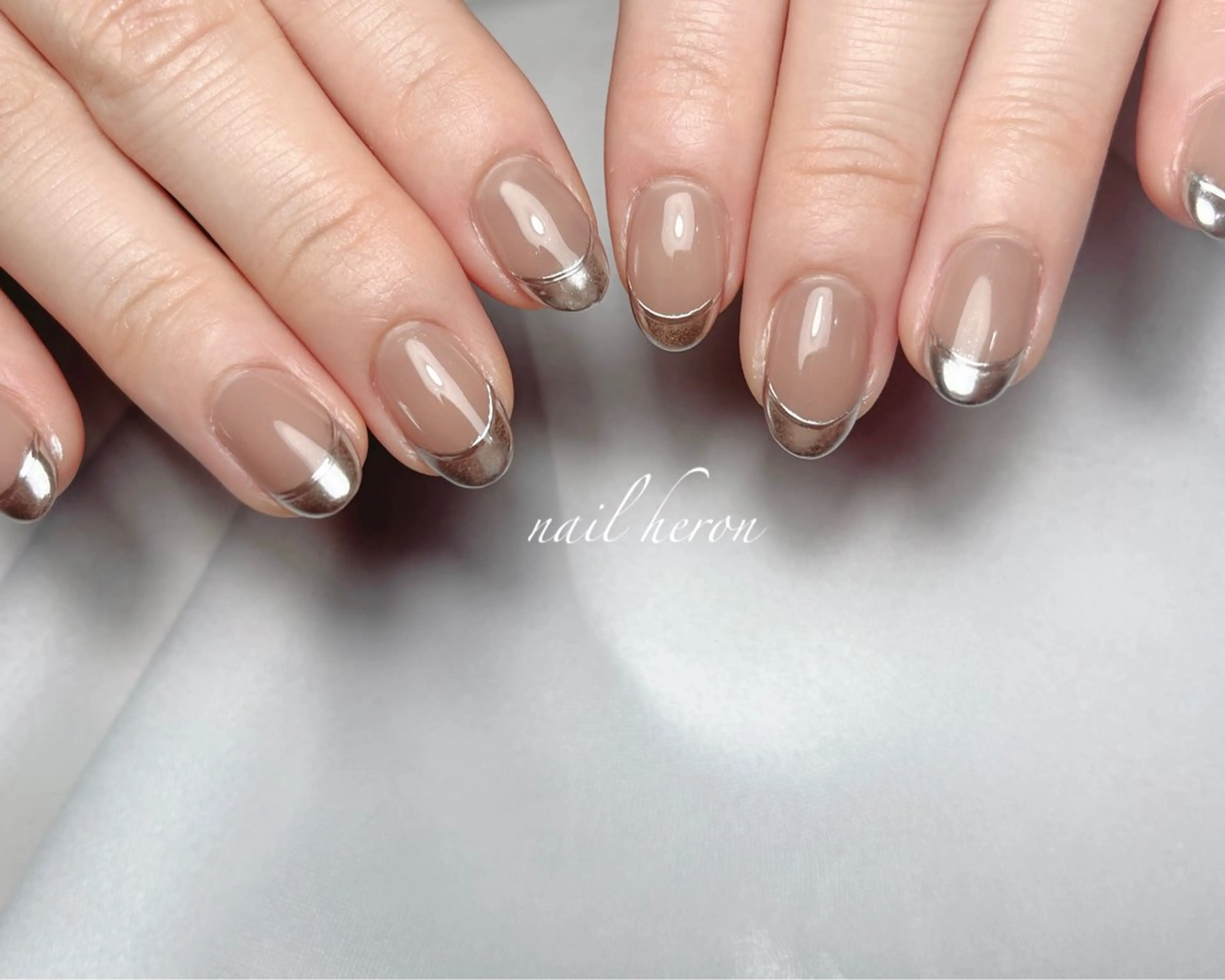 ネイル フレンチネイル ミラーネイル ハンドネイル nail heron所属・saki_ nail heronのネイルデザイン