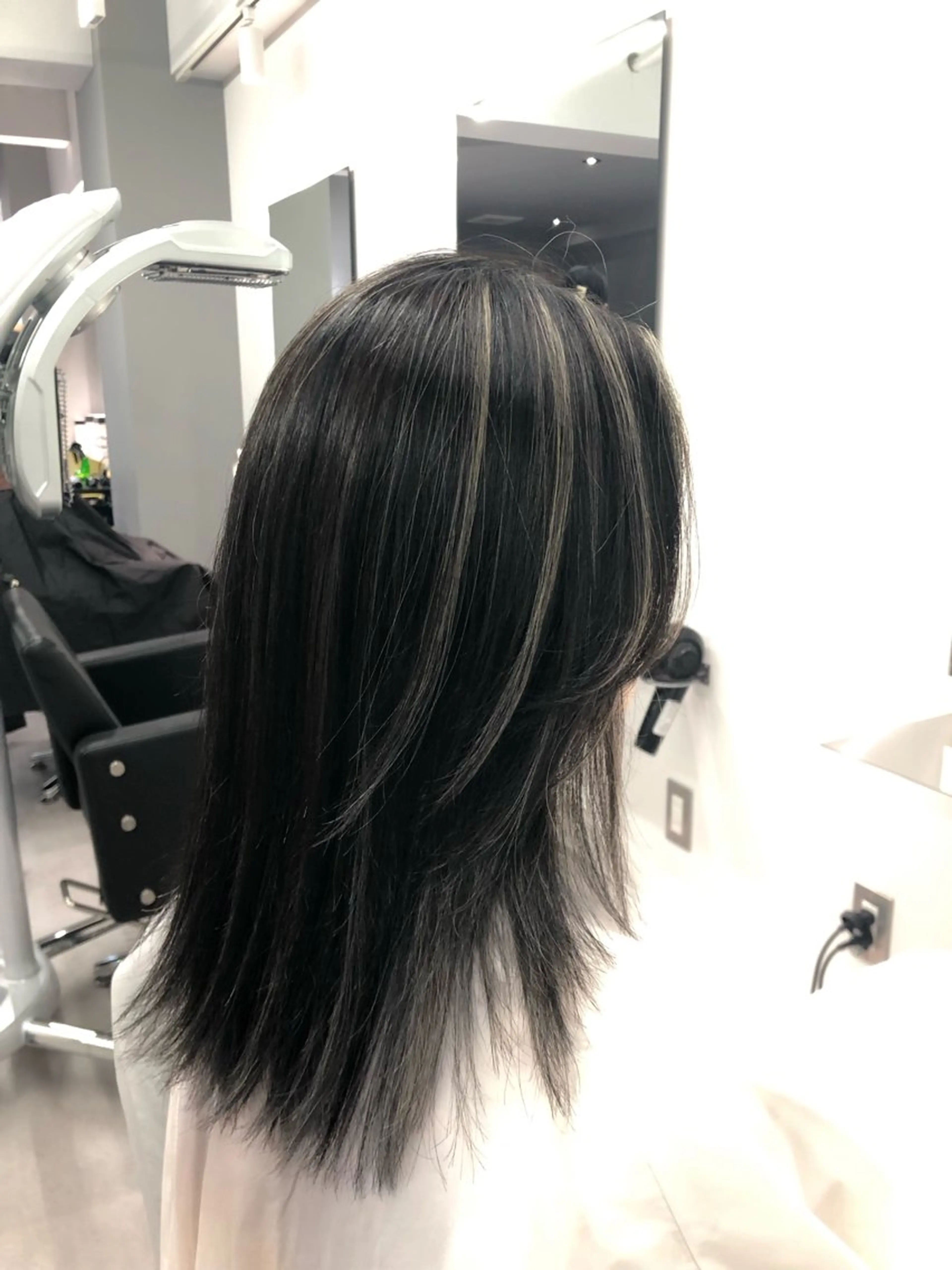 ロング カラー ヘアカラー 矢島颯哉/ハイトーン ブリーチカラー💎のヘアスタイル