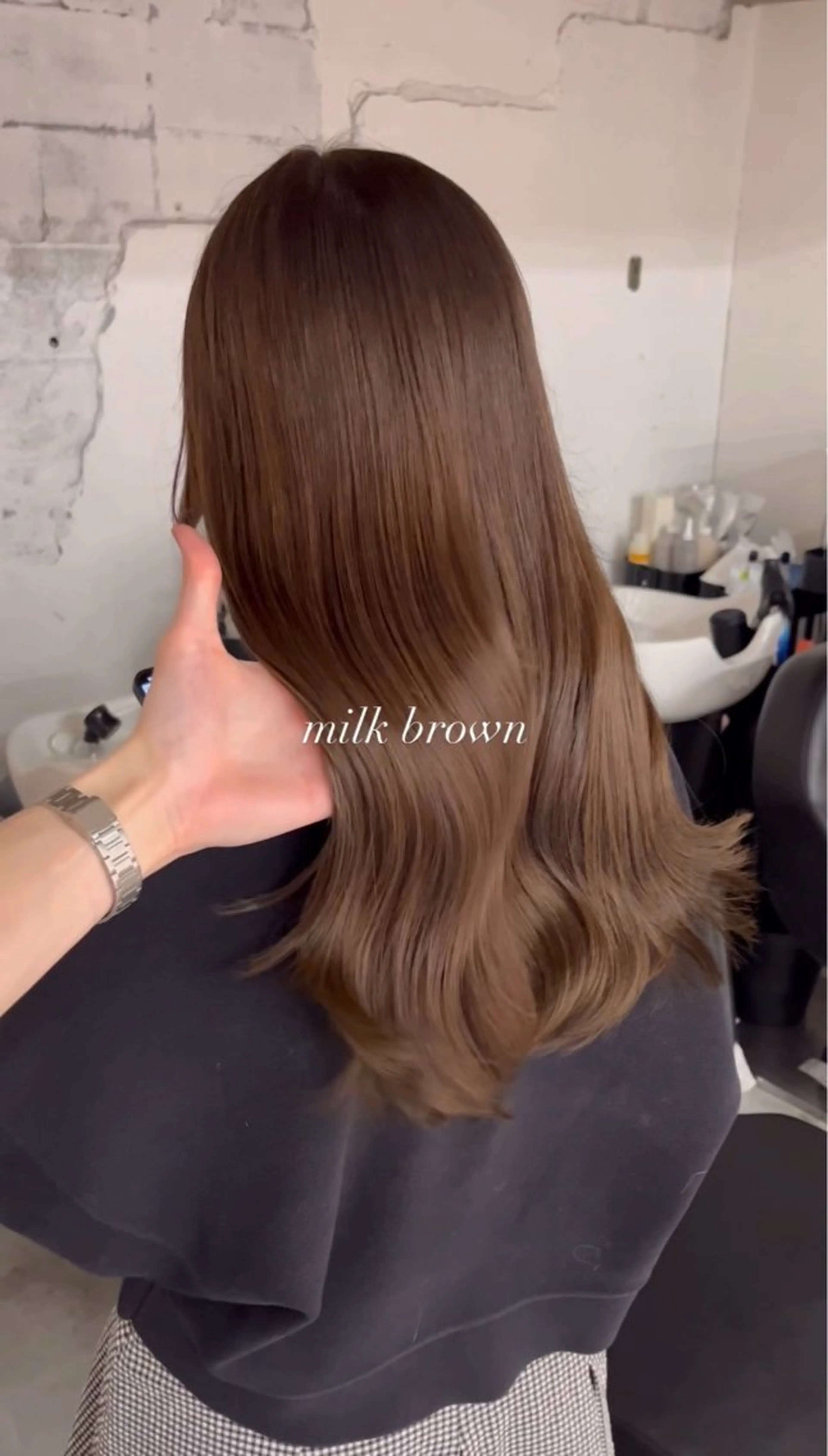 セミロング カラー 阿部 瑠斗のヘアスタイル