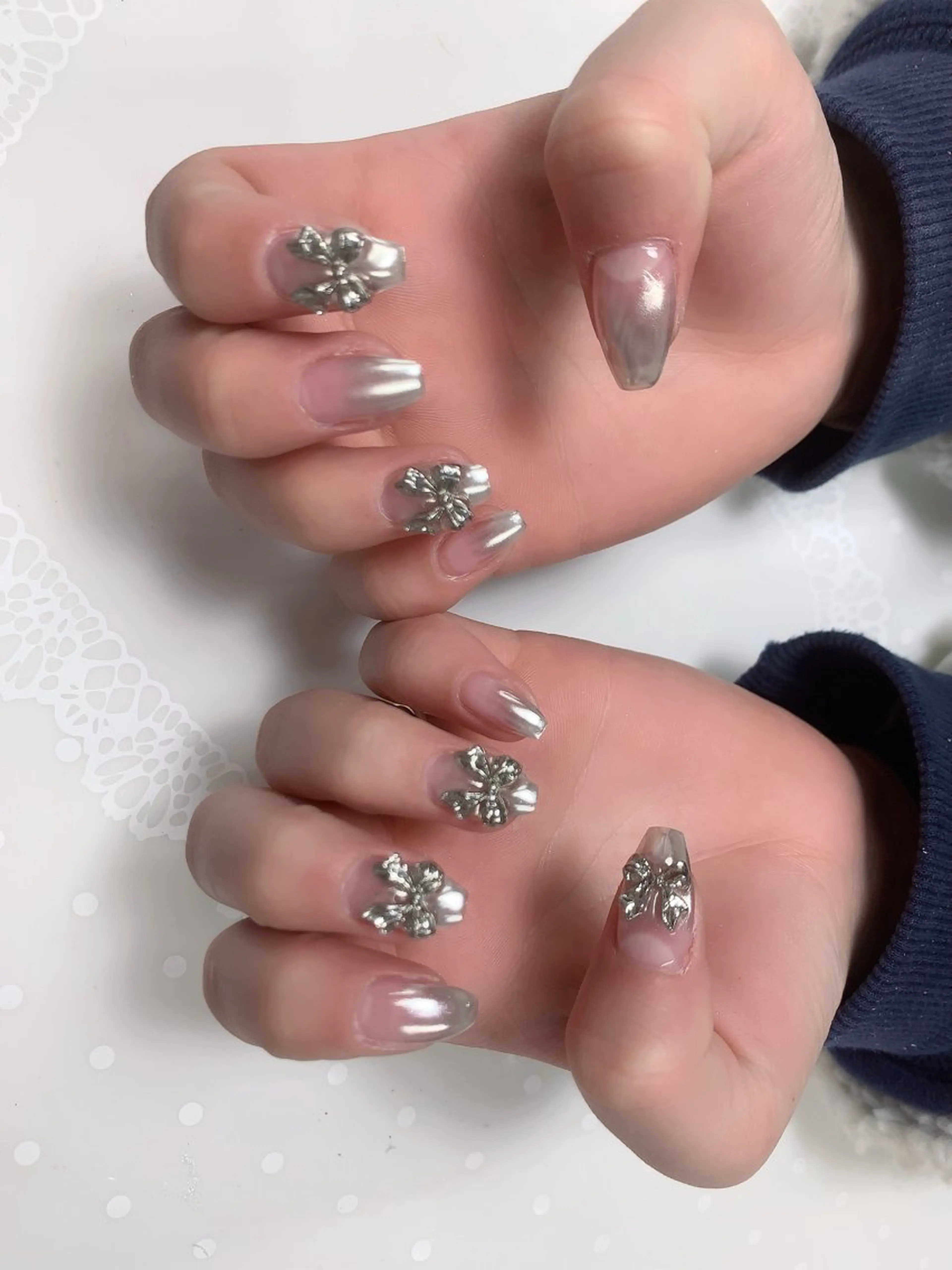 ネイル Miouミオン ネイルサロンのネイルデザイン