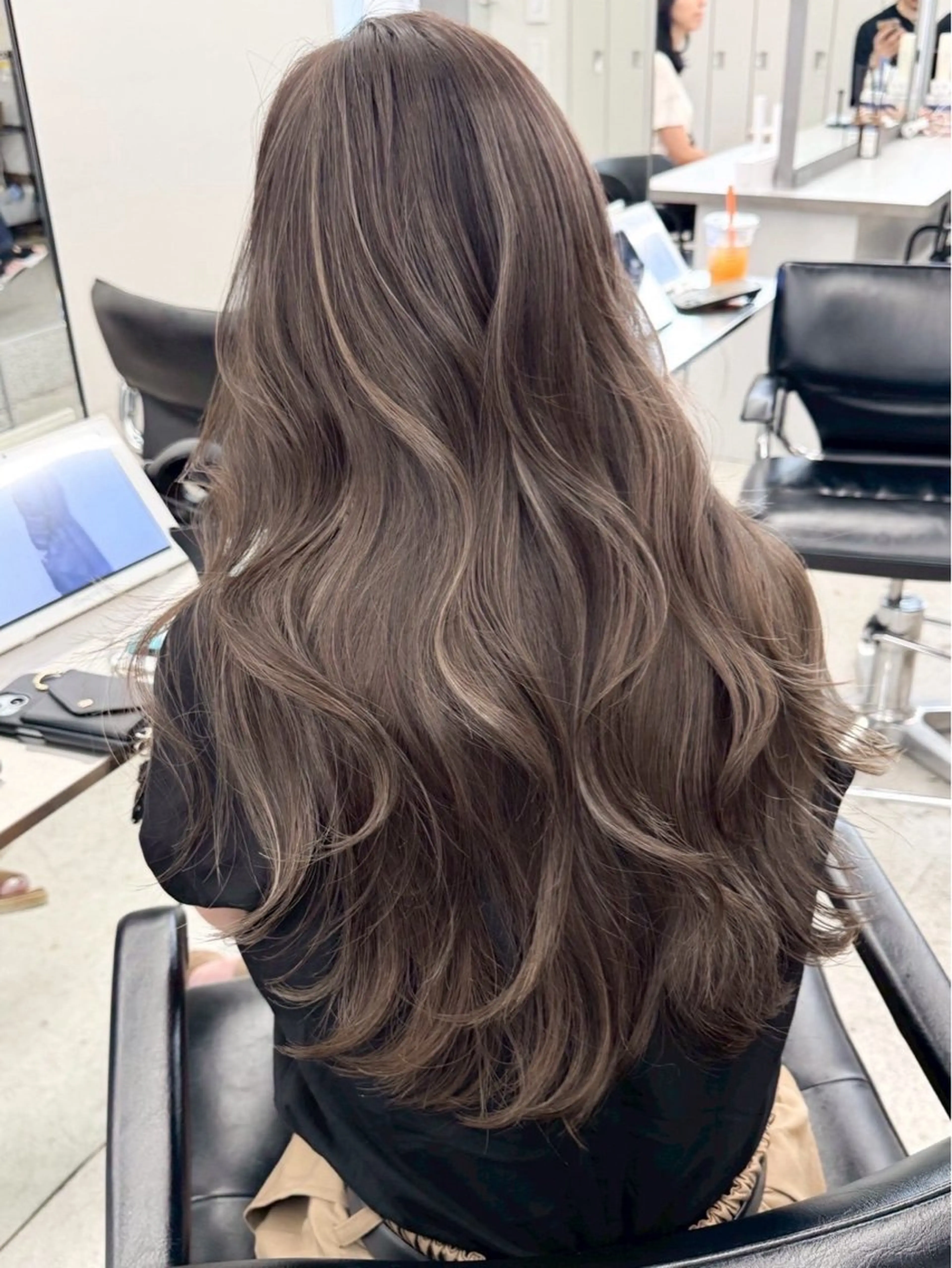 ロング カラー カット ヘアカラー トリートメント Amaretto かなのヘアスタイル