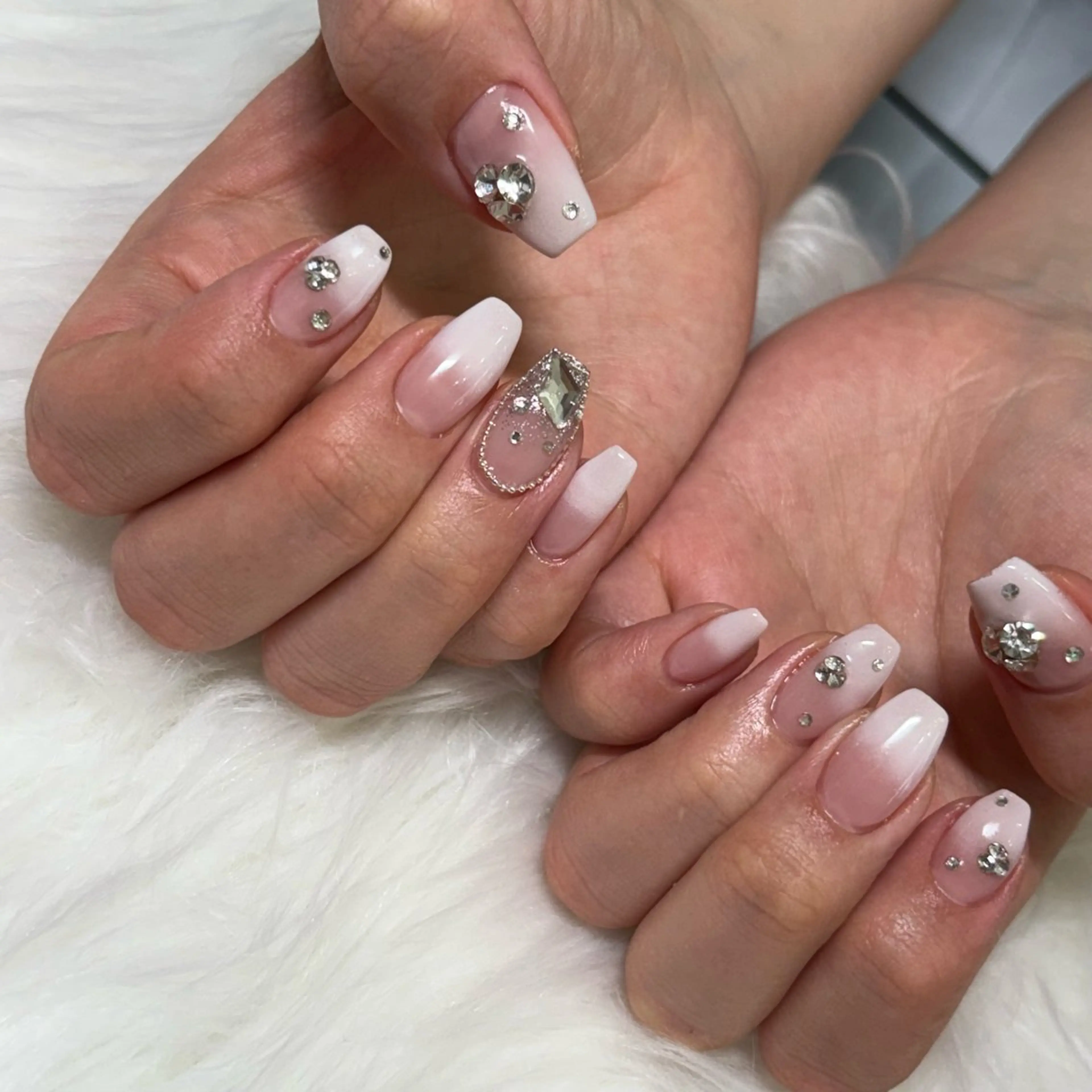 ネイル ハンドネイル ハンドケア 中村 渚のネイルデザイン