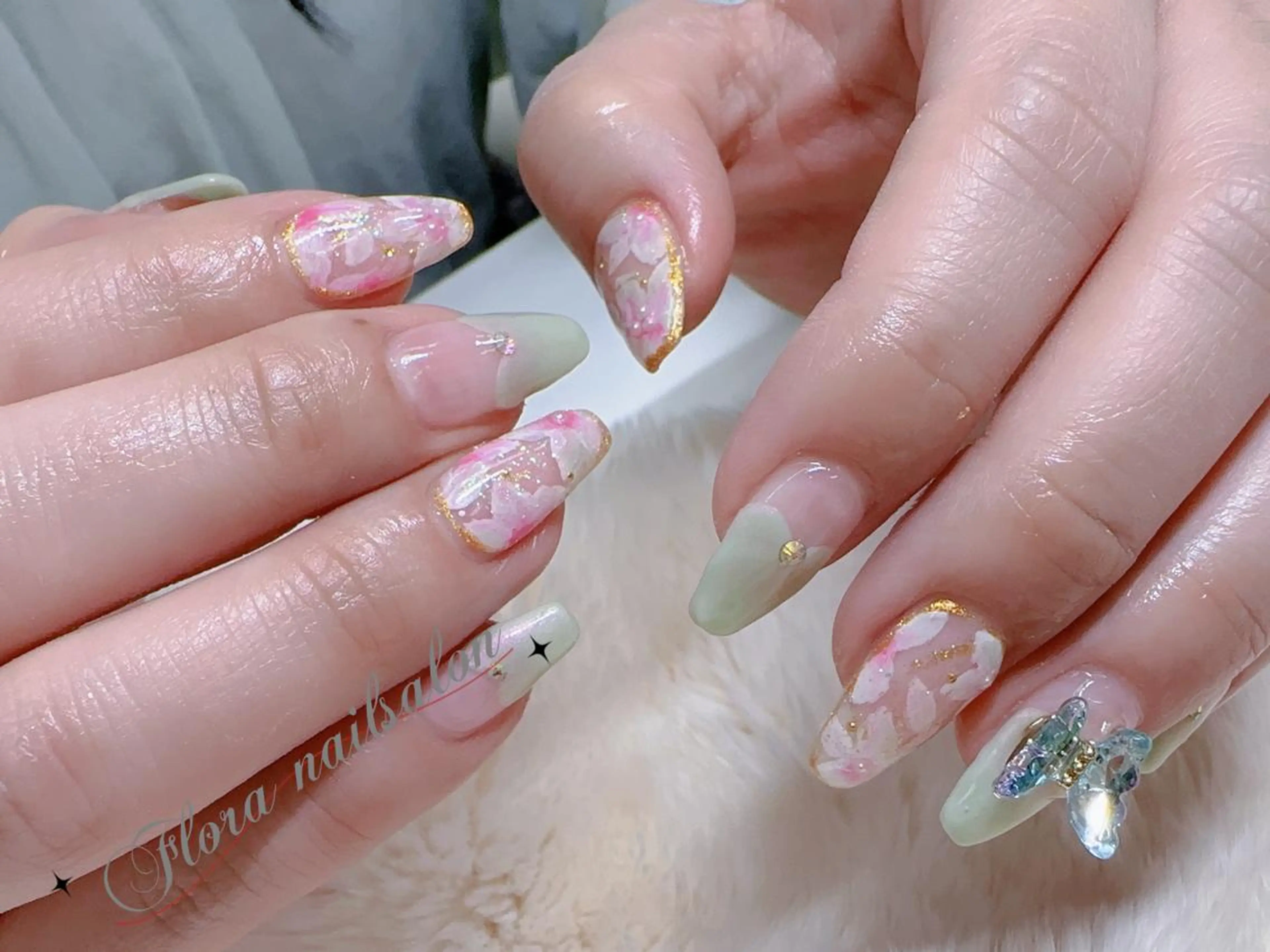 ネイル フローラ所属・ひろとネイル nailのネイルデザイン