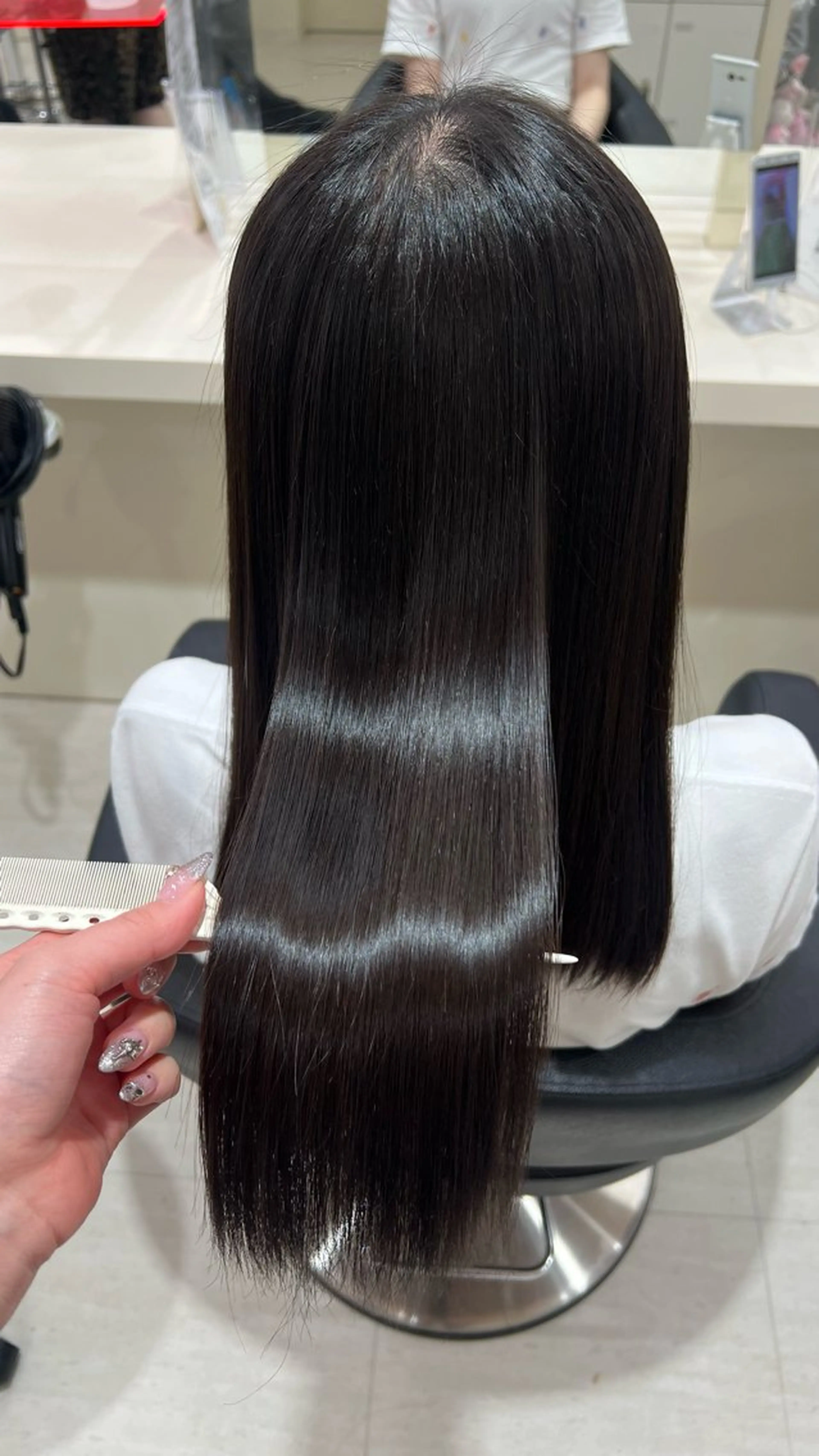 ロング カラー ヘアアレンジ 縮毛矯正 韓国レイヤー＆ピンク 艶髪🩶maikoのヘアスタイル