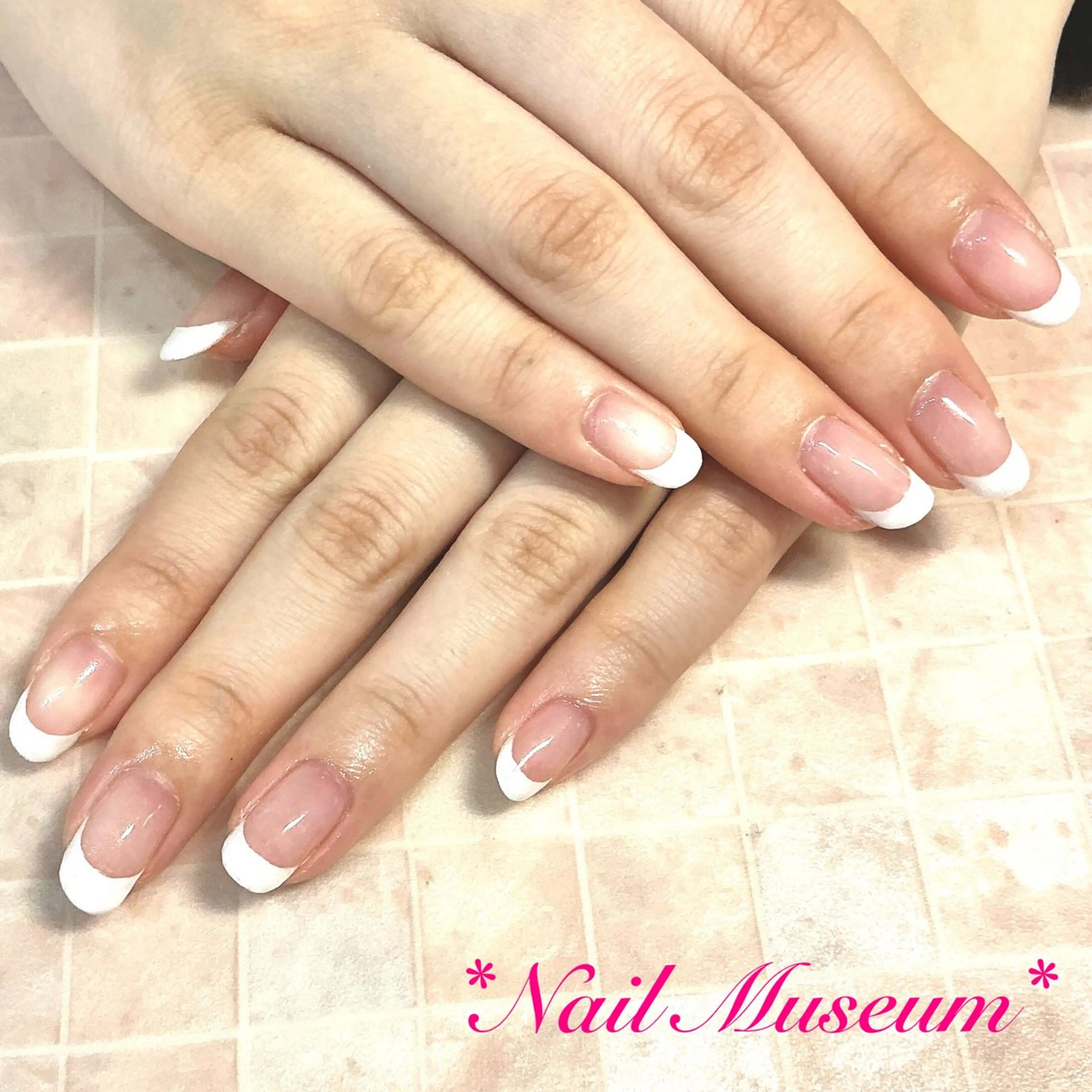 ネイル ブルー クリアネイル フレンチネイル ジェルネイル パラジェル ハンドネイル nailmuseum KAMATARIのネイルデザイン