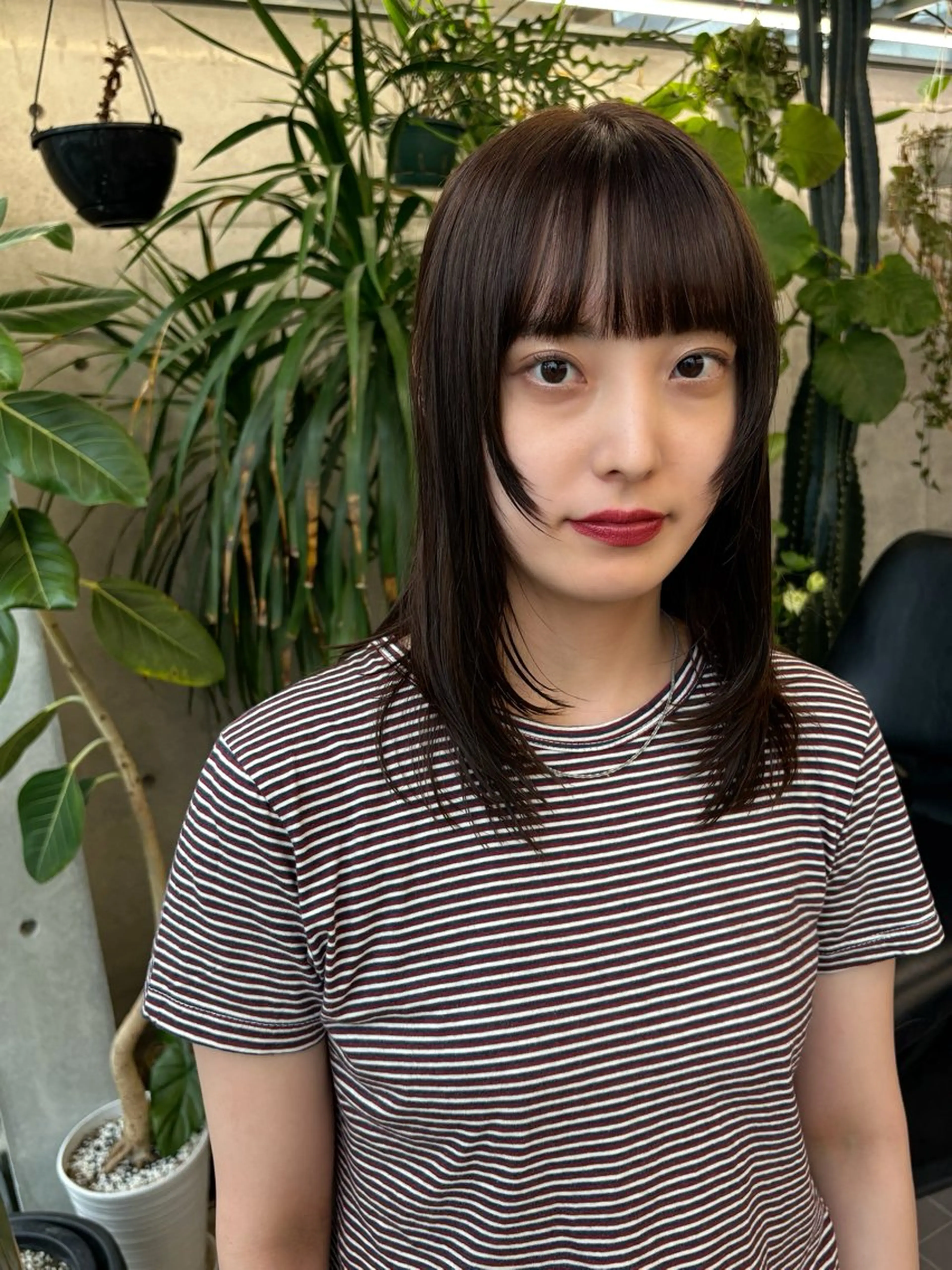 ミディアム カラー ボブレイヤー ボブ レイヤーカット カット ヘアカラー トリートメント 似合わせカット レイヤーボブウルフのヘアスタイル