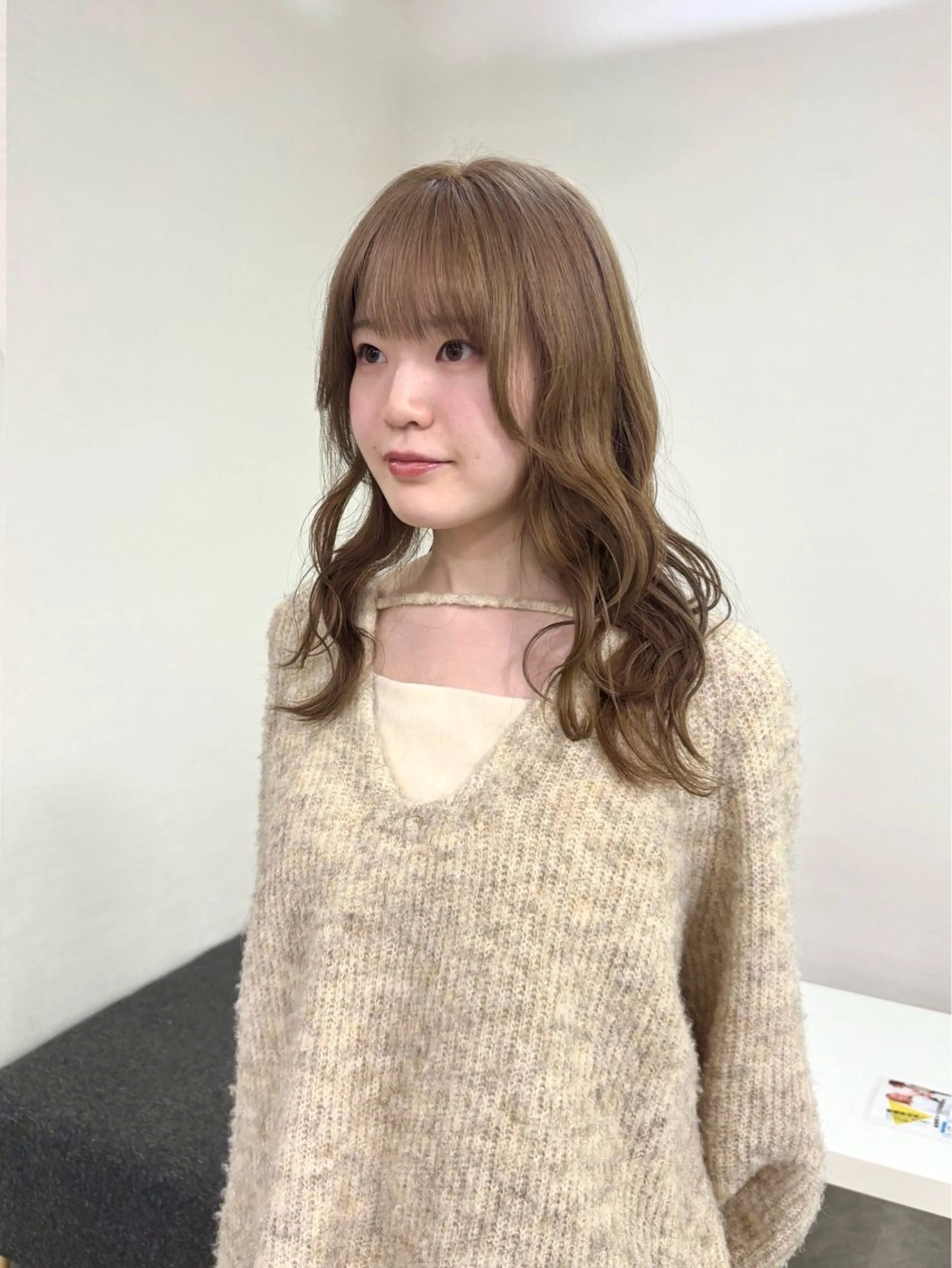 カラー＋ポイントカット【前髪】の写真