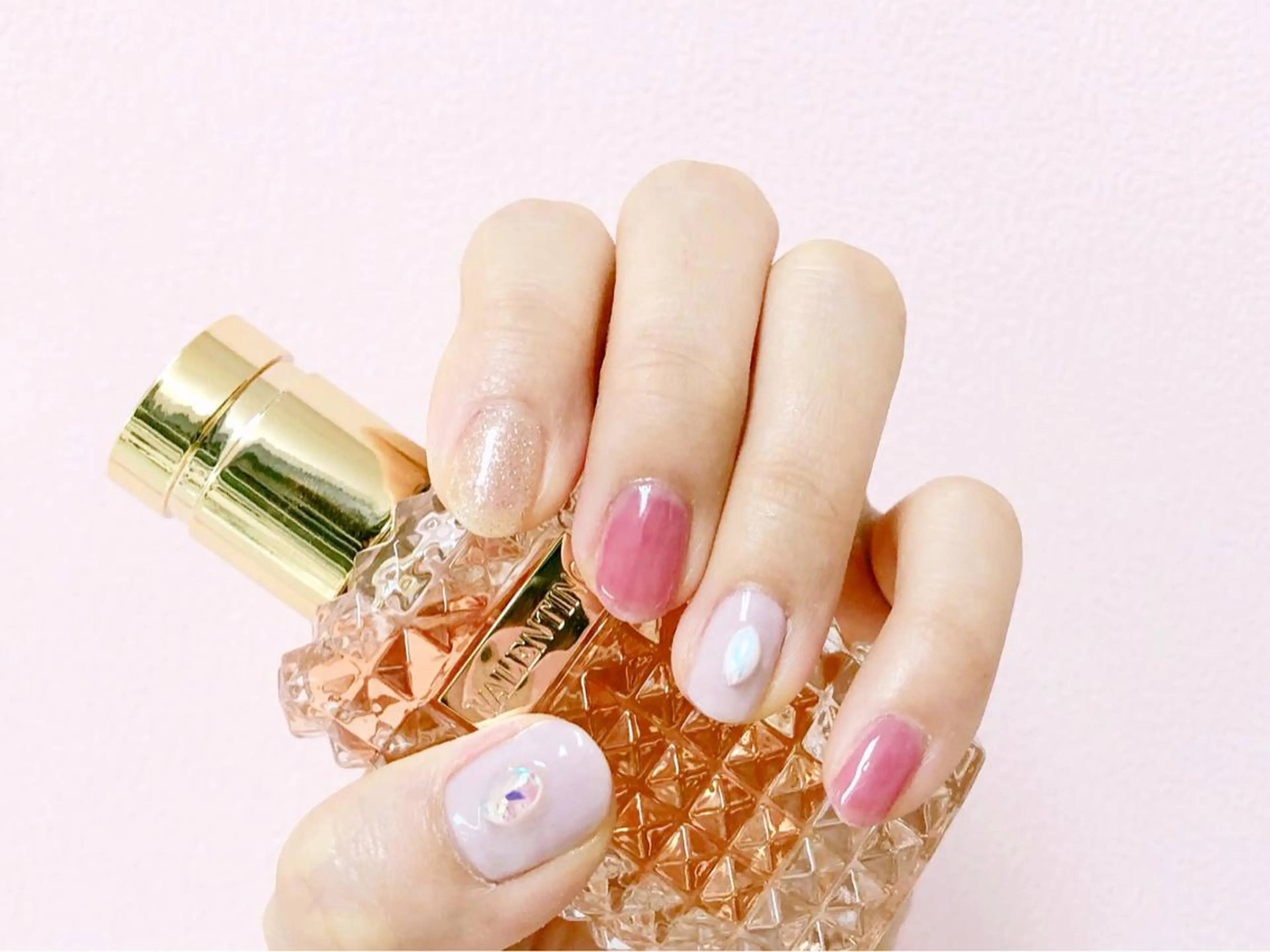 ネイル 東京セルフネイルサロン所属・M MIKIKOのネイルデザイン