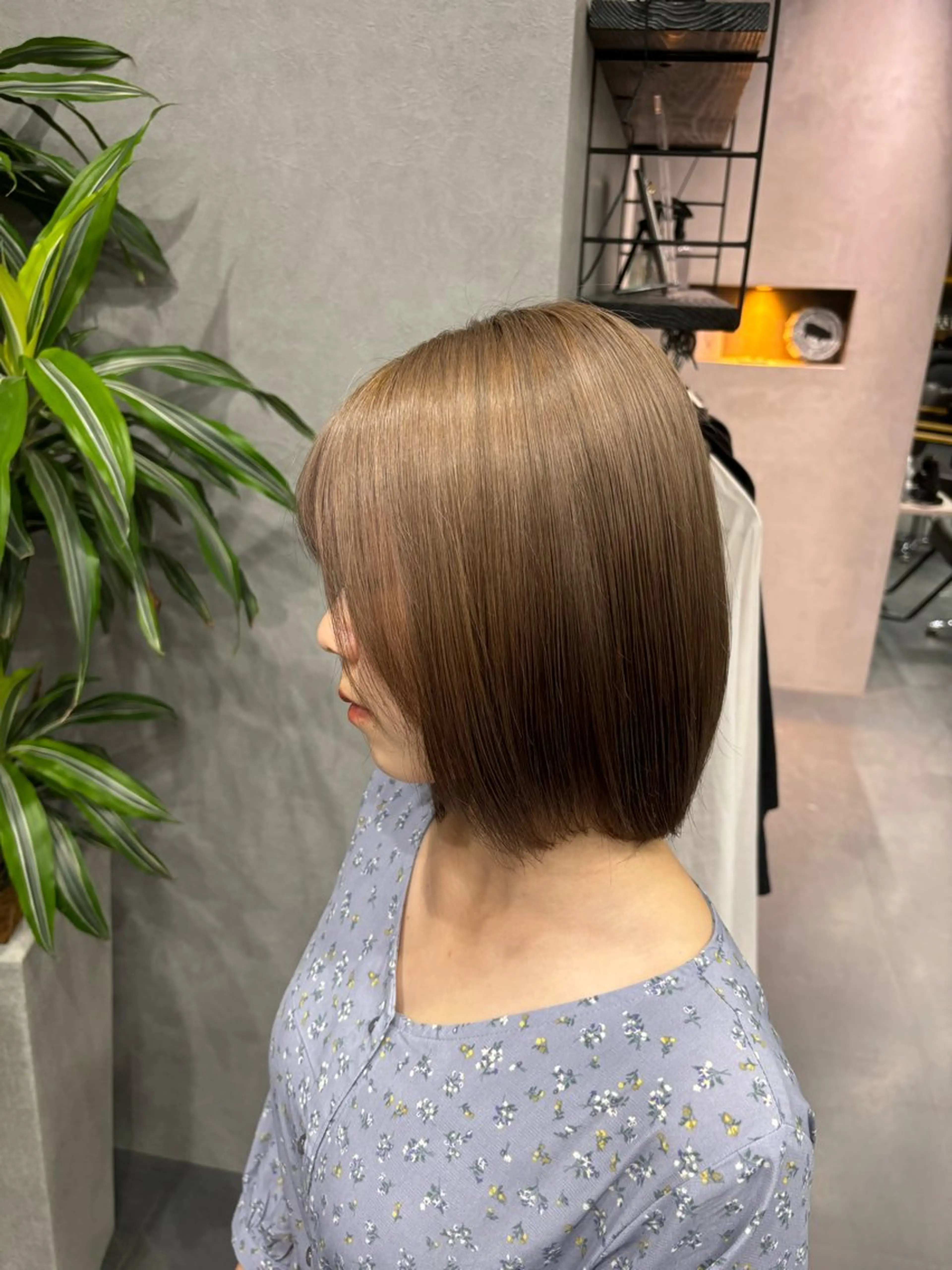 カラー ベージュカラー ミルクティーベージュ 岩村 拓海のヘアスタイル