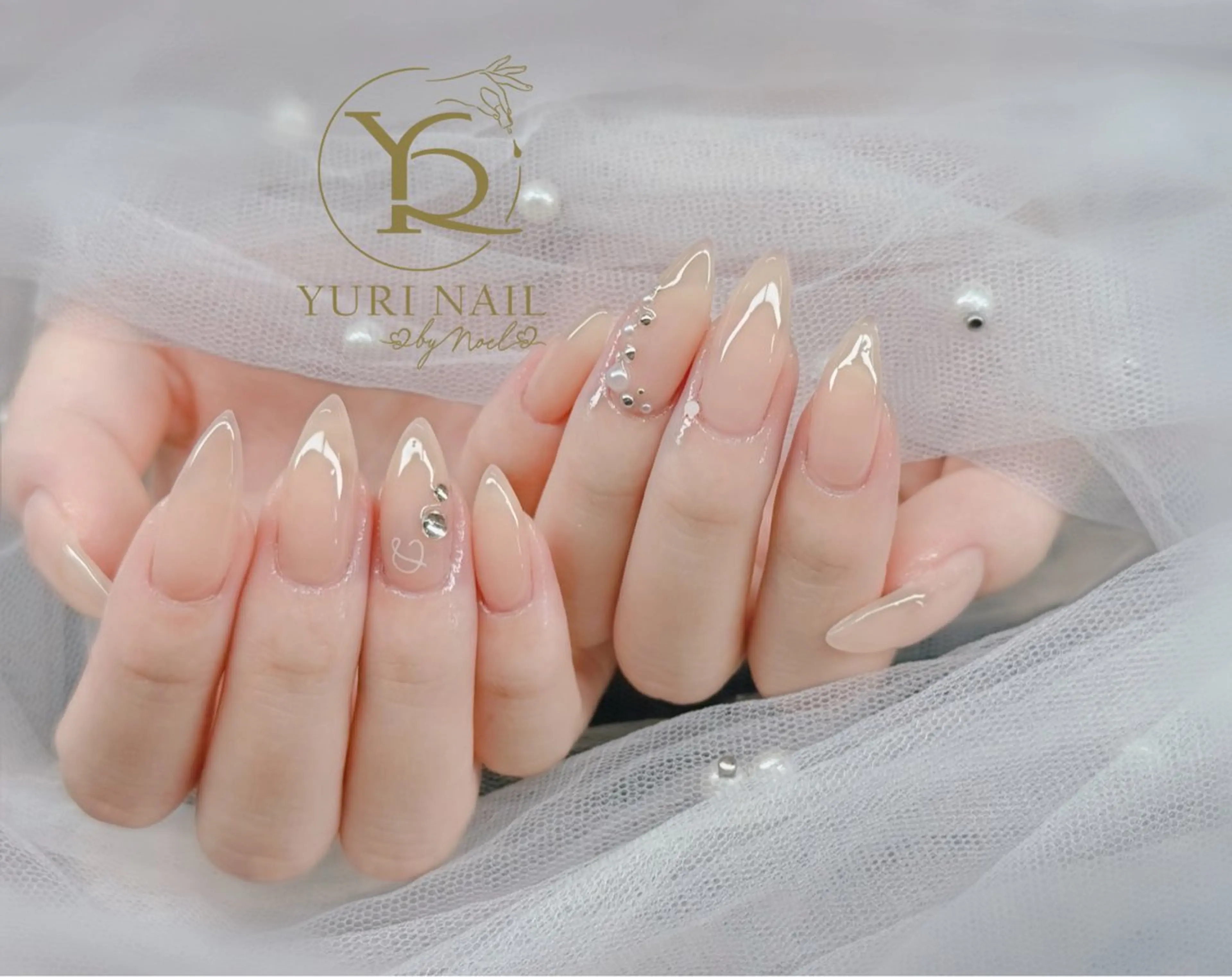 ネイル チークネイル フットネイル フレンチネイル グラデーション キラキラネイル ハンドネイル フットネイル ハンドケア YURI Nail Salon Funabashi所属・YURI Nail Funabashiのネイルデザイン
