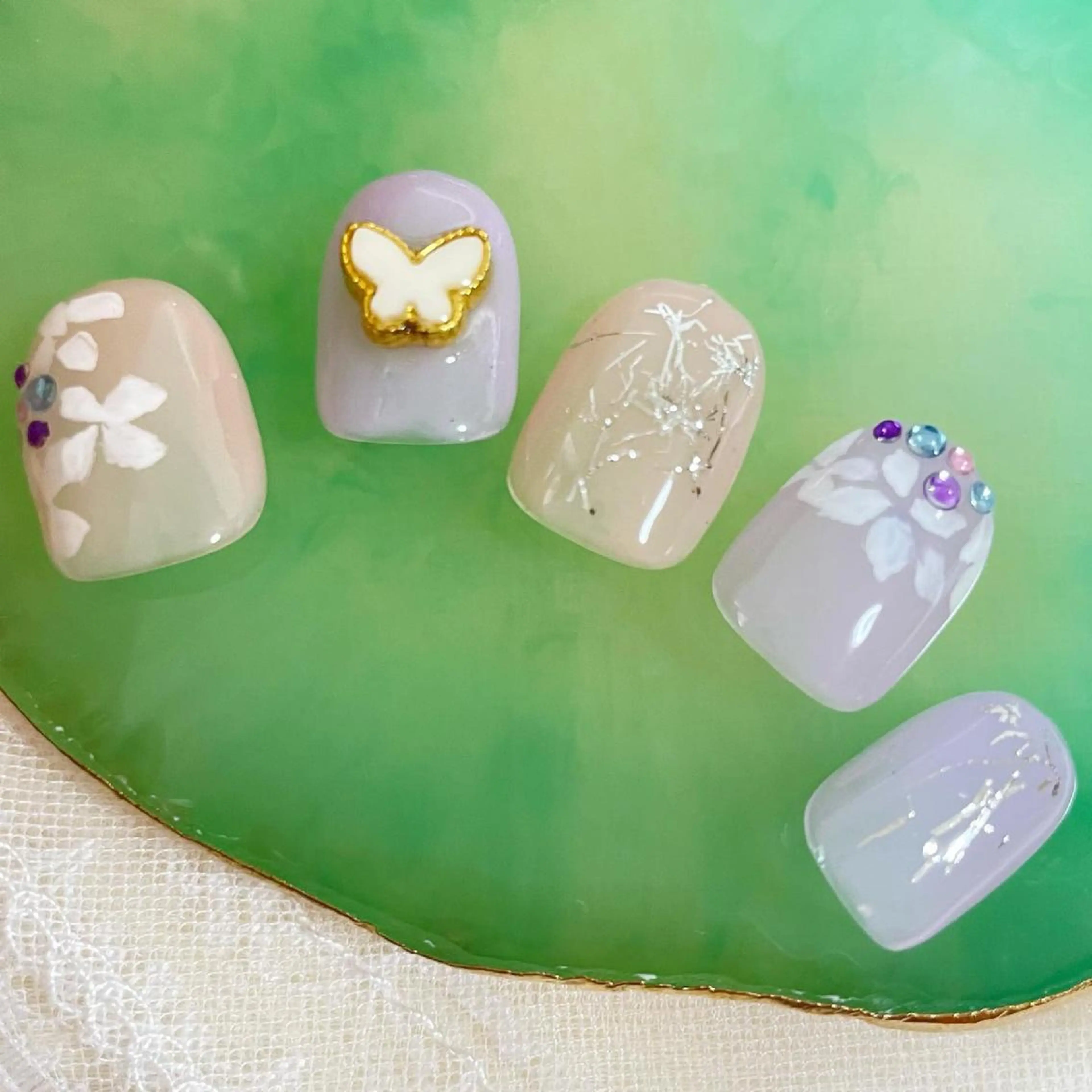 ネイル A-nail エーネイル所属・M. ERIのネイルデザイン