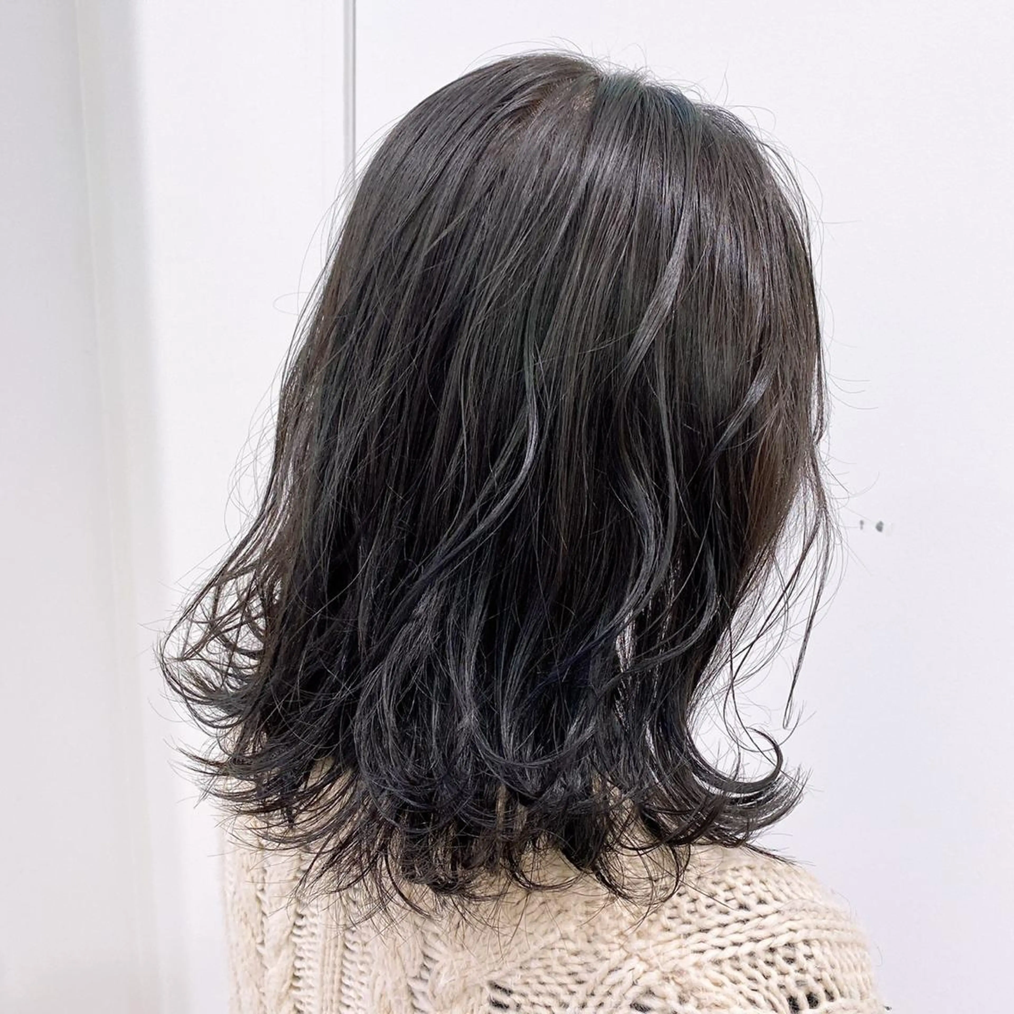 ミディアム カラー EGO所属・EGO Top stylistのヘアスタイル