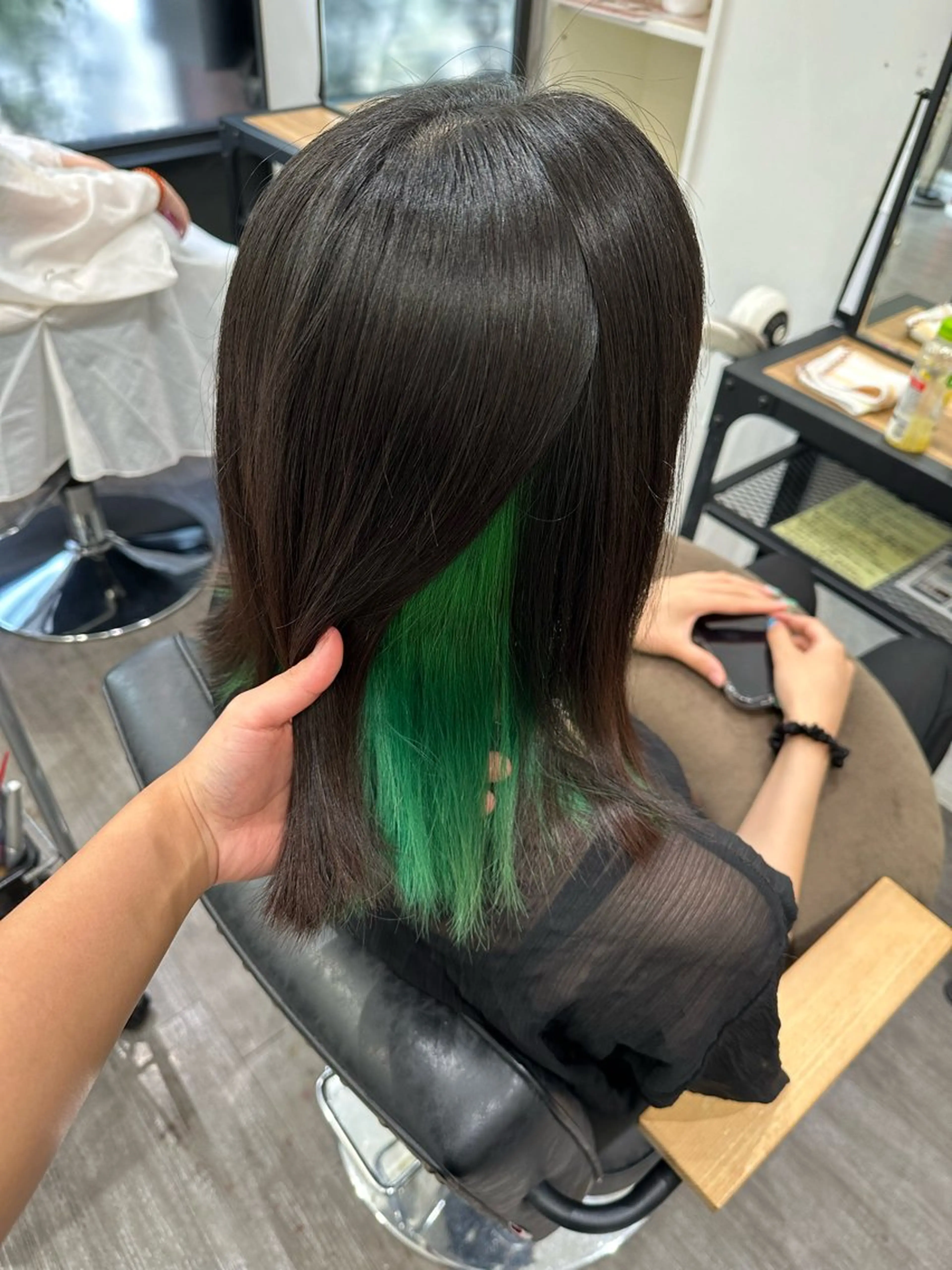 ミディアム カラー ヘアカラー トリートメント 艶髪レイヤー上田 紗也🇰🇷💗のヘアスタイル