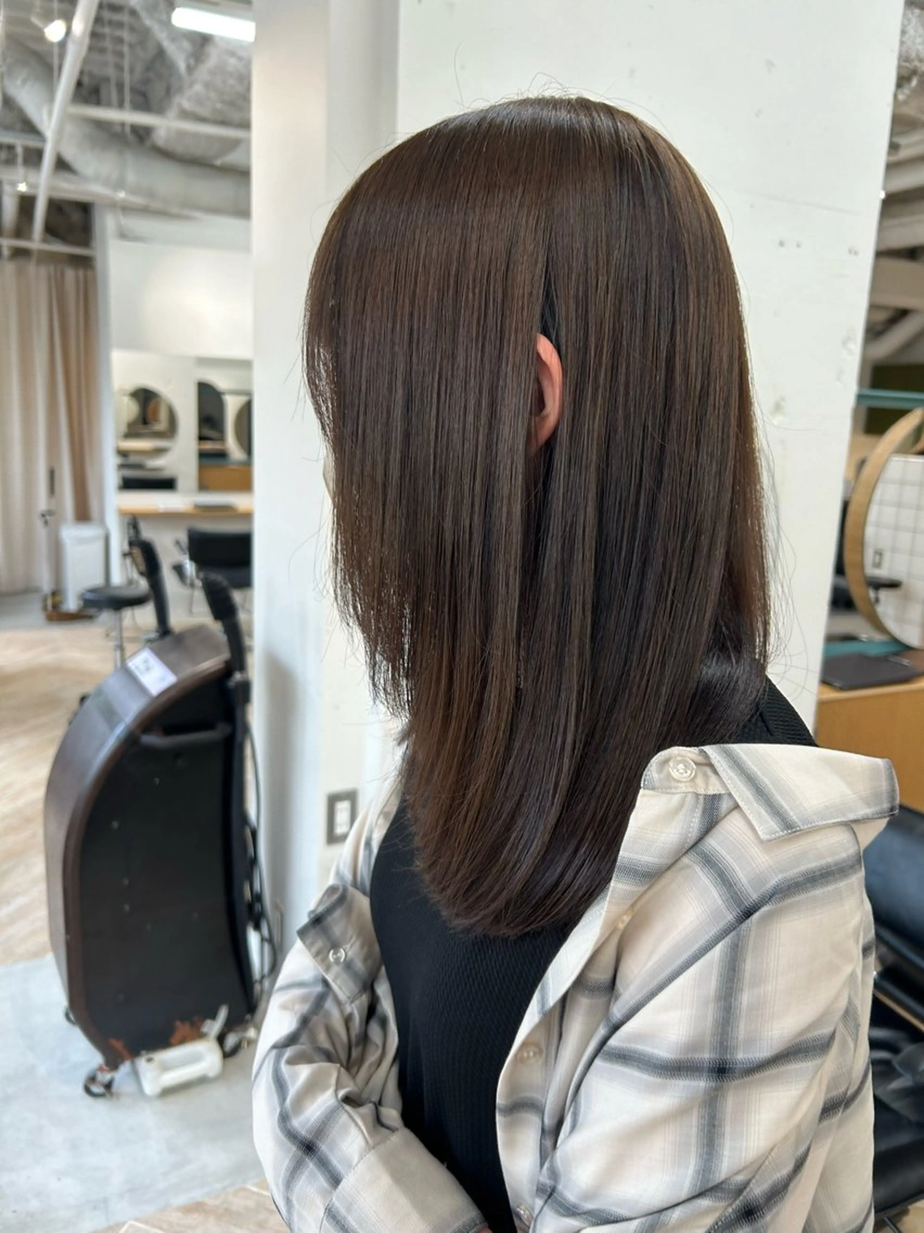 ミディアム カラー カット ヘアカラー ベージュ/ダブルカラ ー/新潟駅/青柳萌果のヘアスタイル