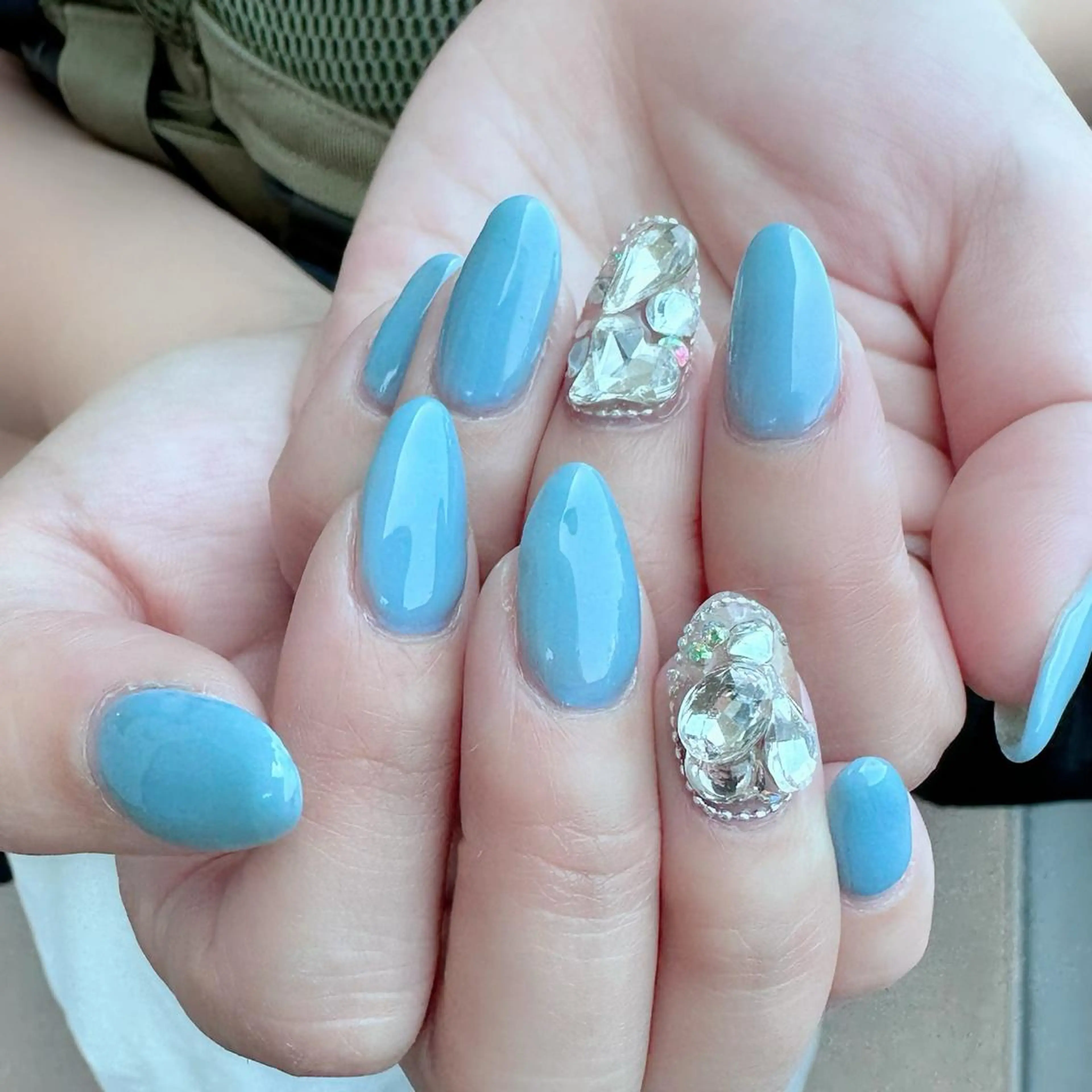 ネイル アートネイル 新山 聖のネイルデザイン