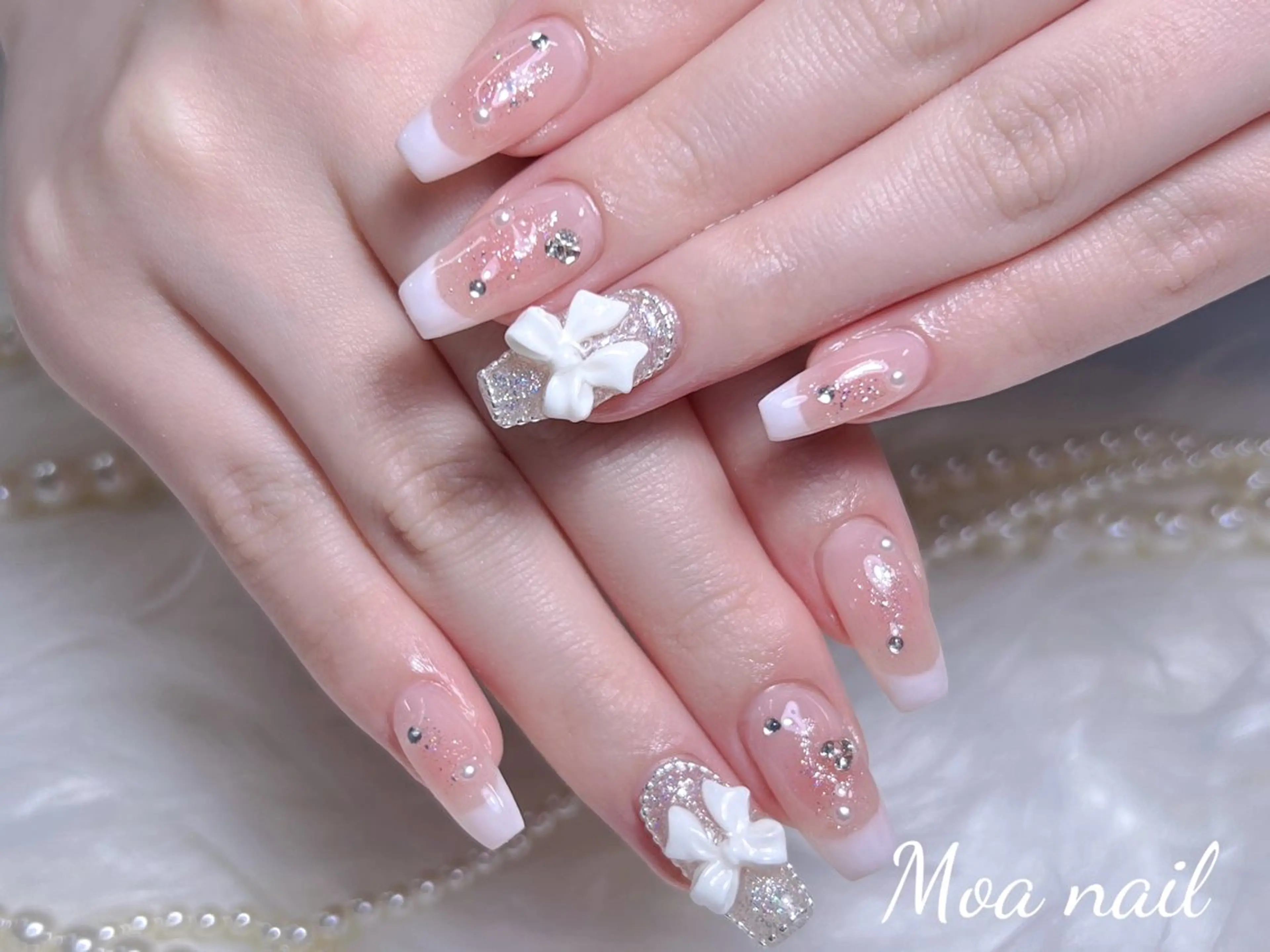 ネイル 長さ出し フレンチネイル ガラスフレンチ ハート キラキラネイル ハンドネイル Moa nailのネイルデザイン