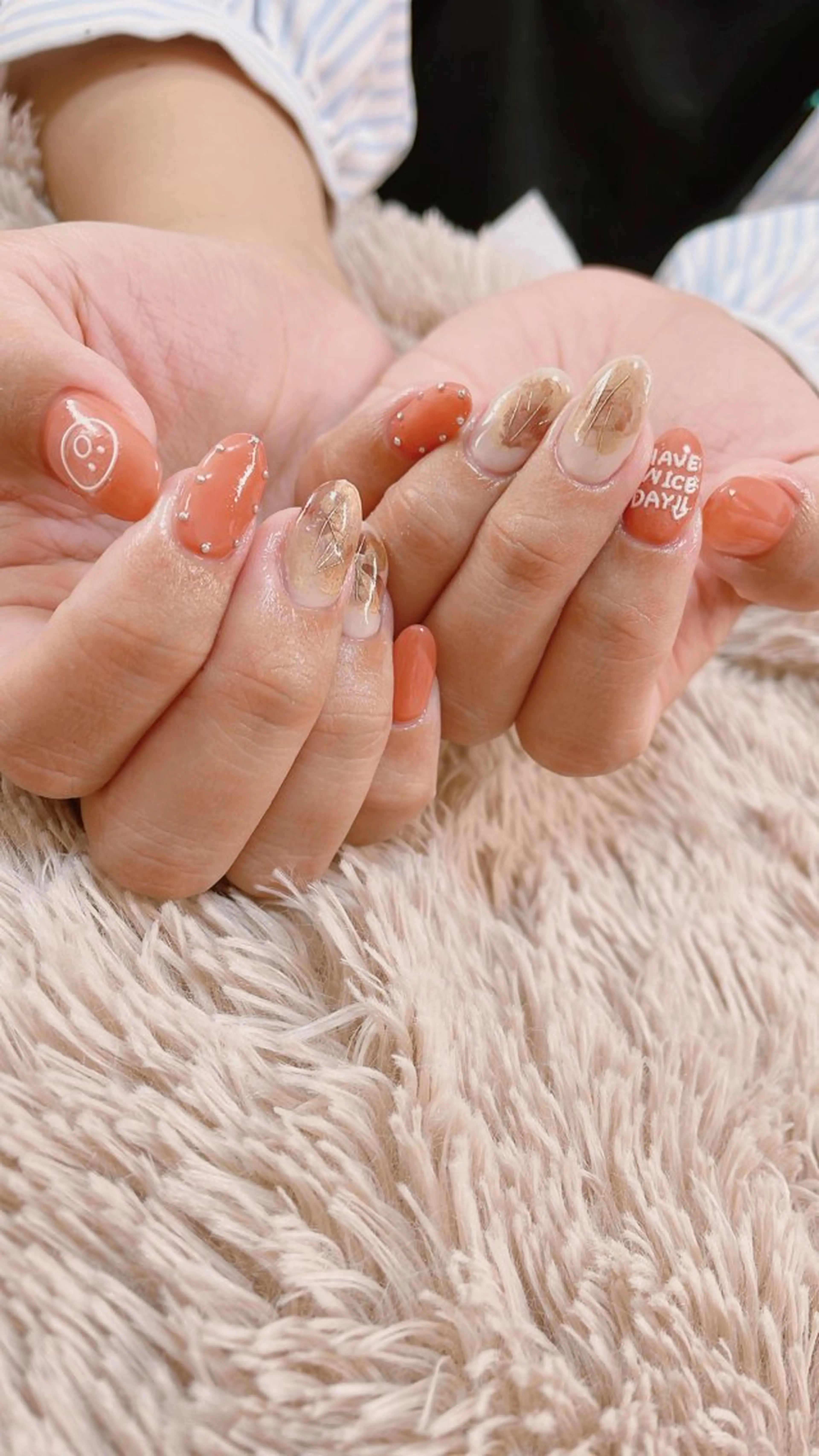 ネイル nakamoto yuukaのネイルデザイン