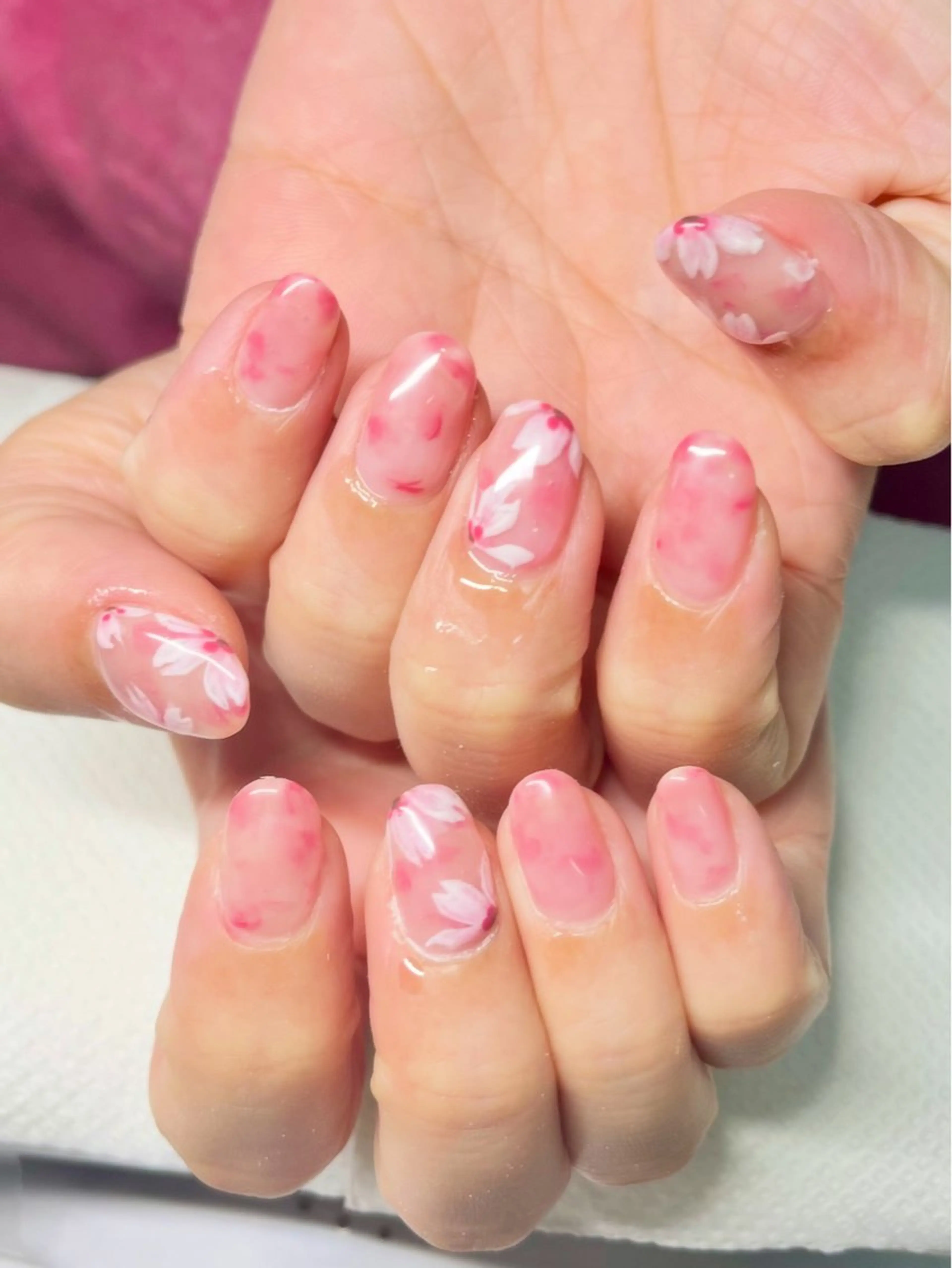 ネイル 桜ネイル 新宿ネイルサロン ジェミディローサ所属・新宿ネイルサロン ジェミディローサのネイルデザイン