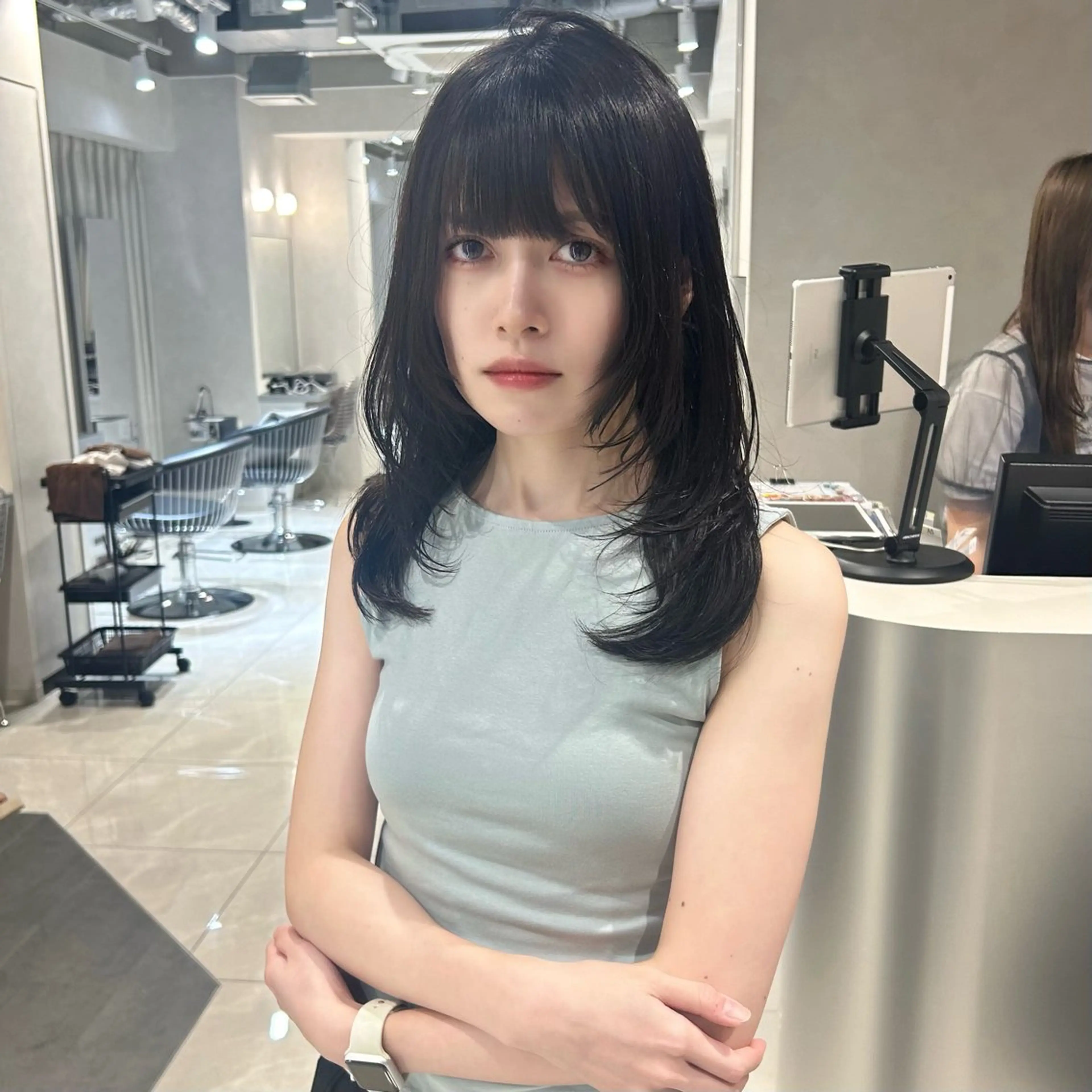 セミロング カラー カット ヘアカラー トリートメント ツヤハイトーン/ レイヤー💫mayuのヘアスタイル