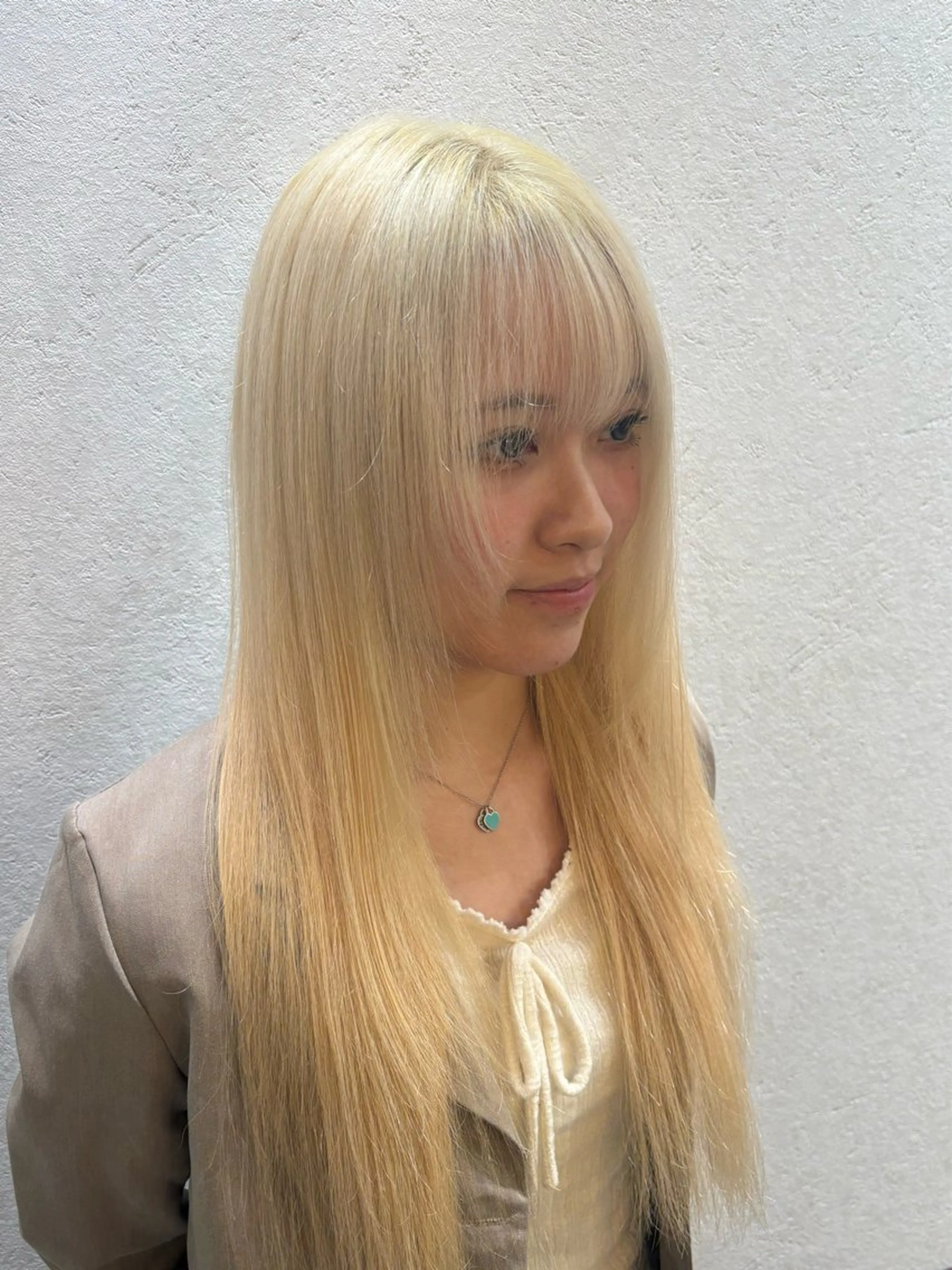 ロング ヘアカラー 🧵個性派/横浜パー マ/暖色/ミミのヘアスタイル