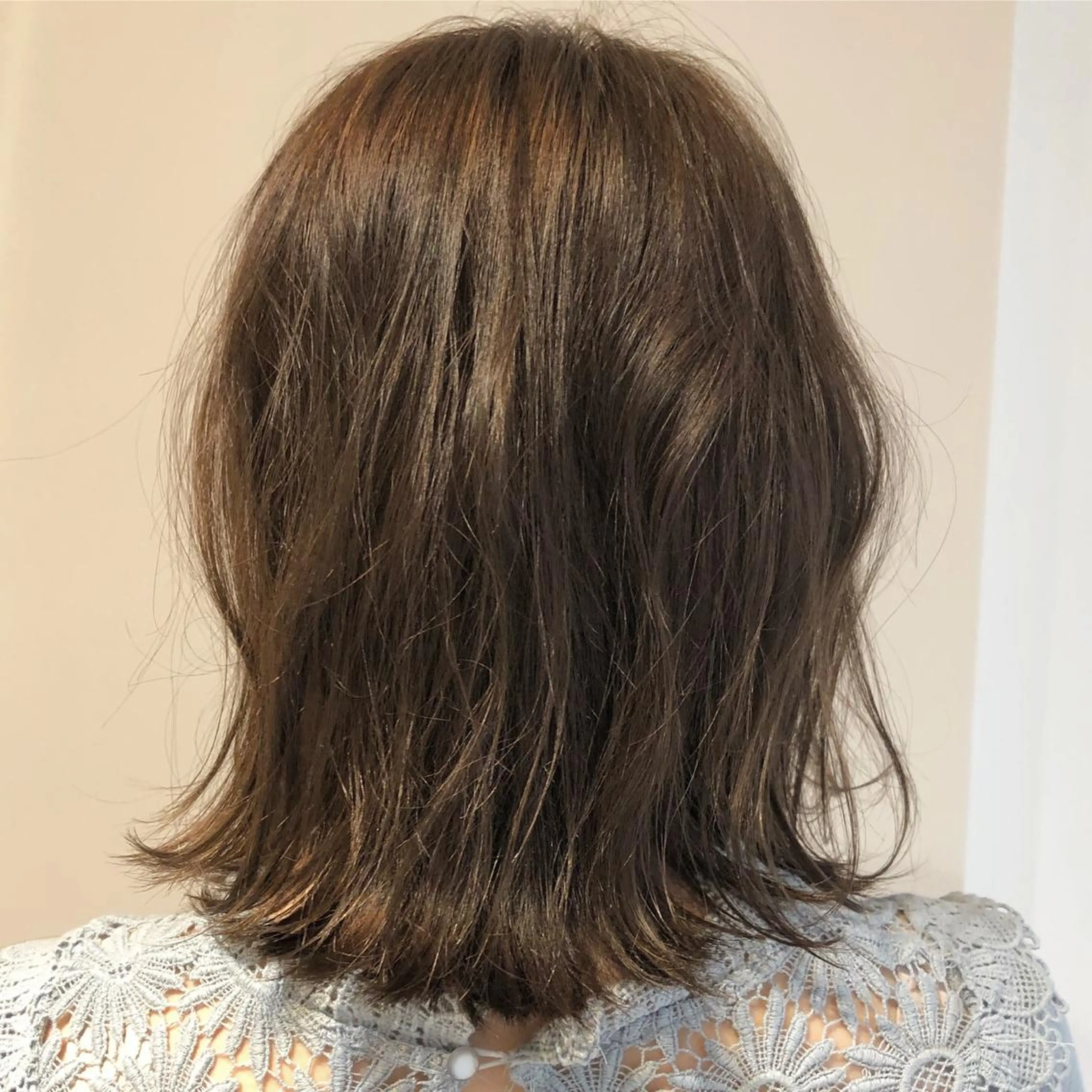 ミディアム niim所属・新居美紗希 ニイミサキのヘアスタイル