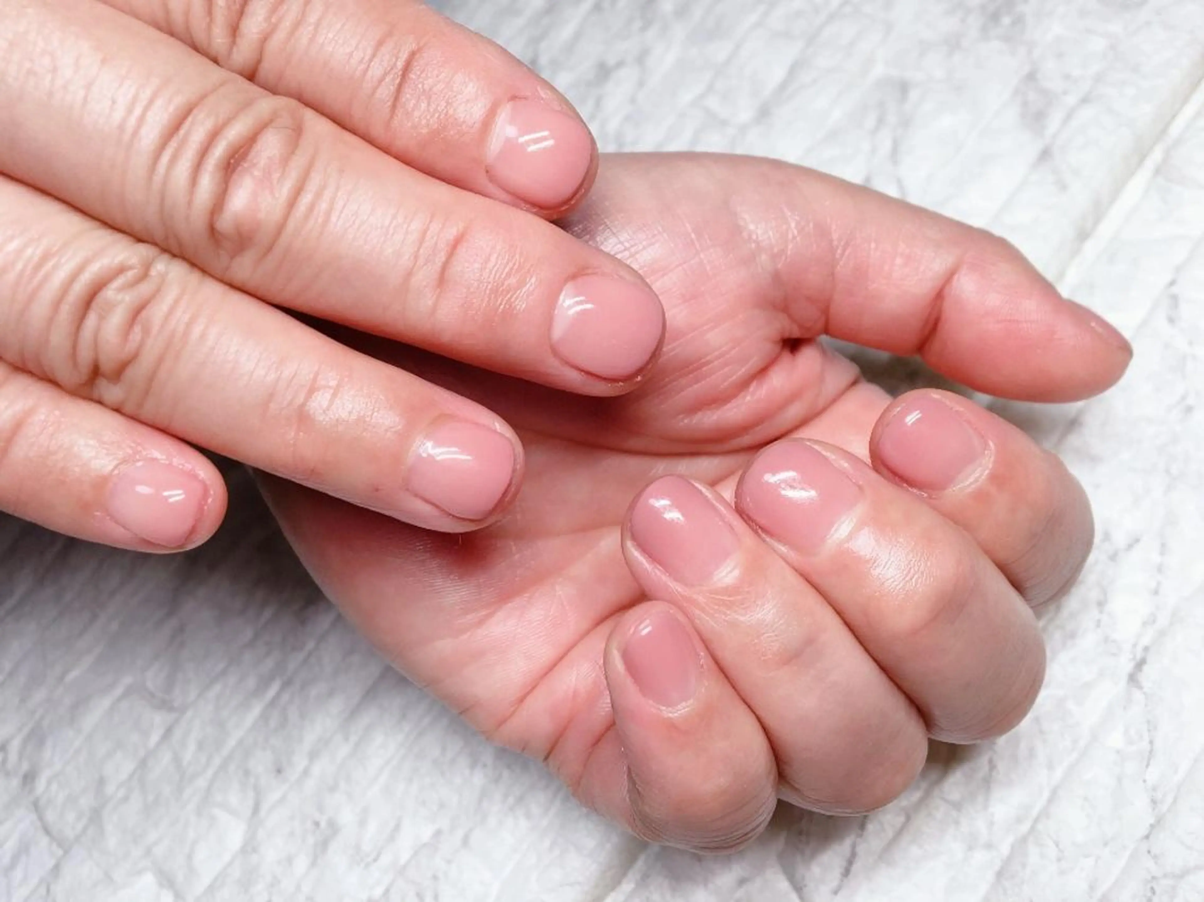 ネイル ハンドネイル 佐藤 結衣のネイルデザイン