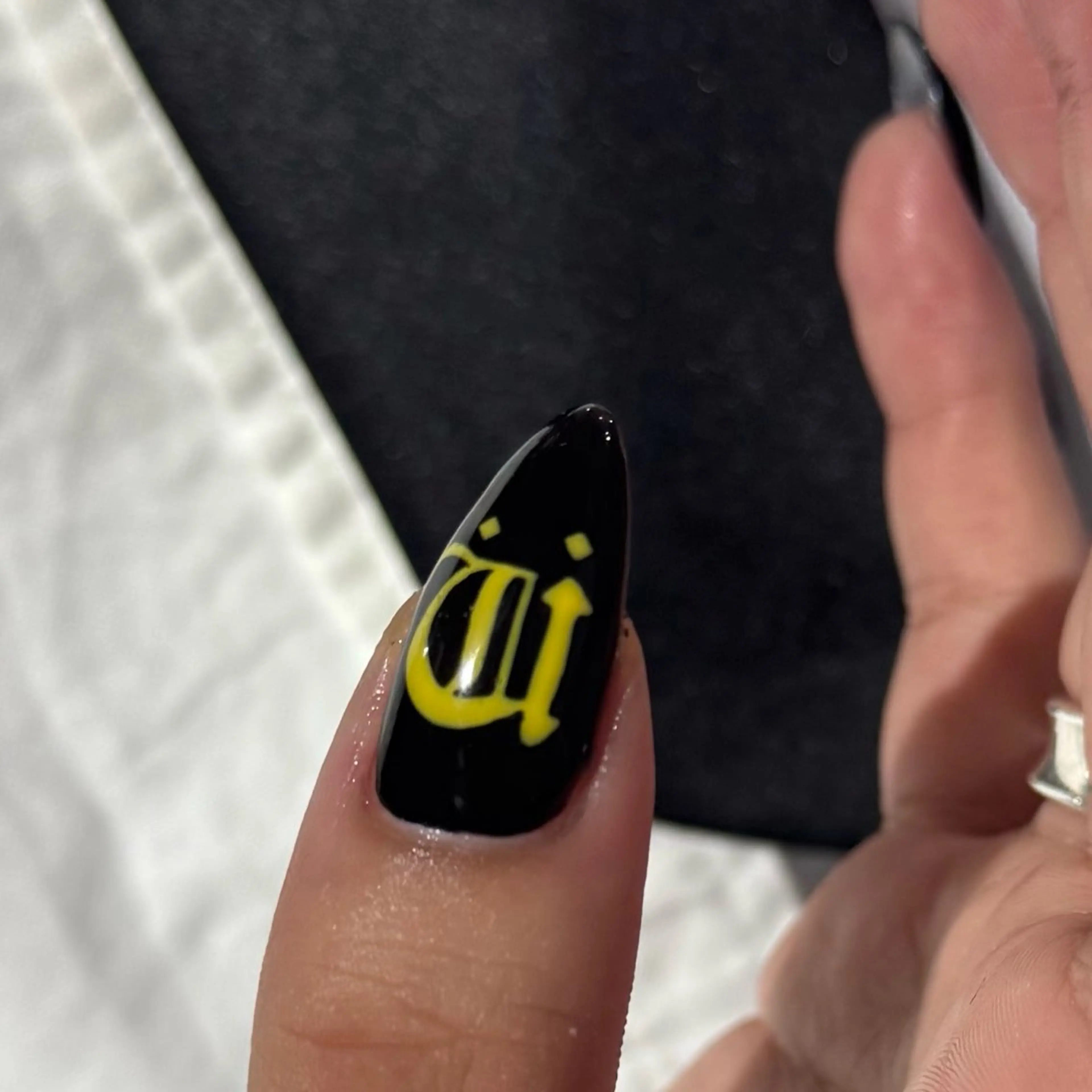 ショート 小川 柚香のネイルデザイン