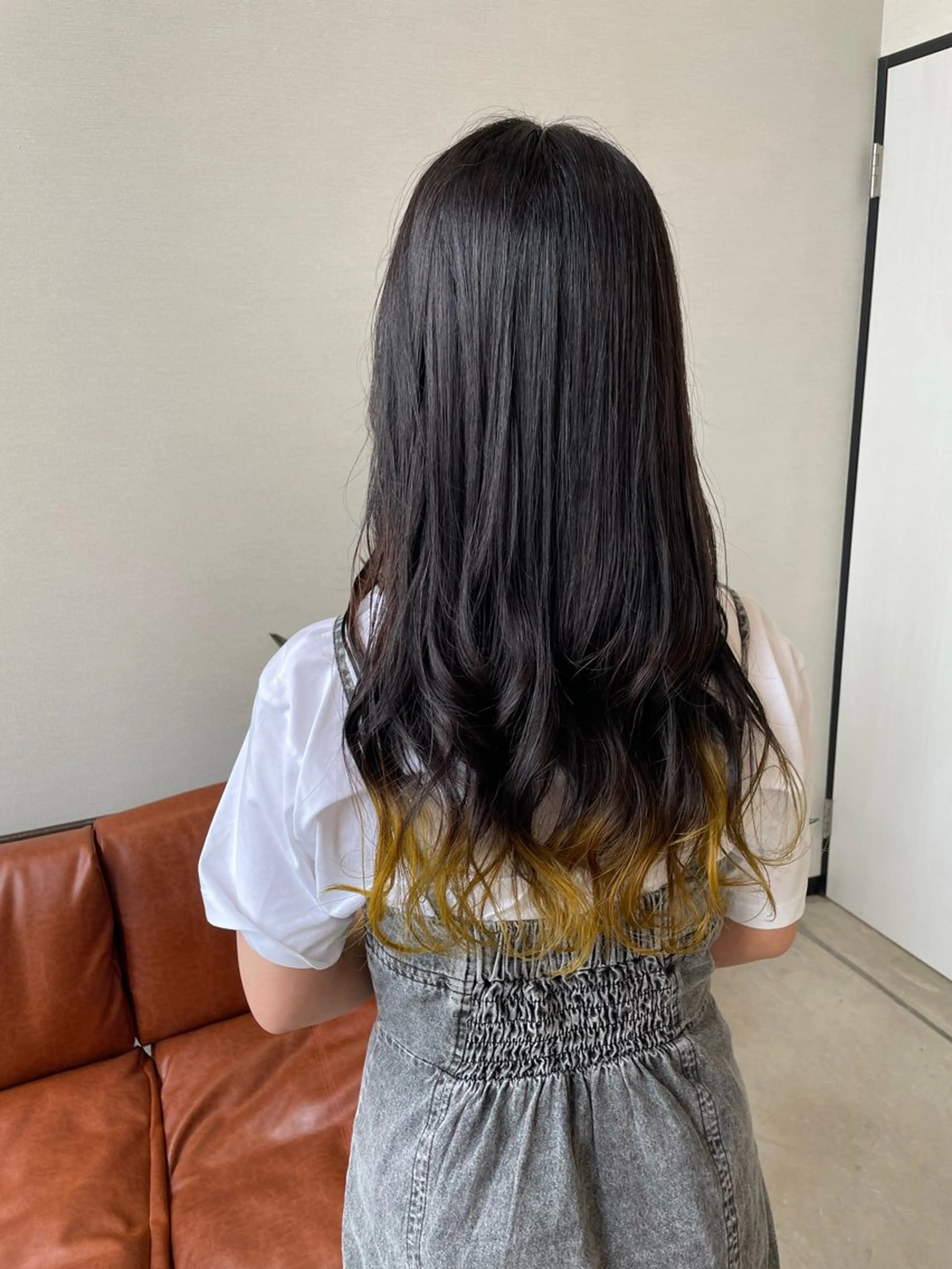 ロング イエローカラー キノシタ ナオユキのヘアスタイル